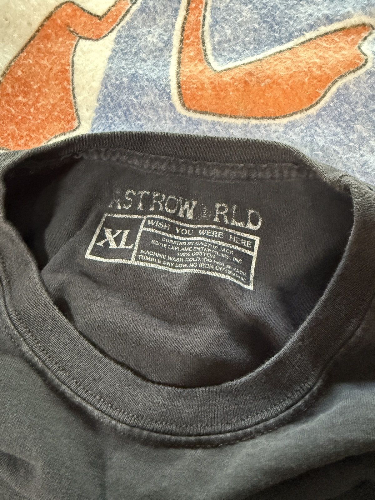 Travis Scott Travis scott astroworld tour long sleeve Size US XL / EU 56 / 4 - 5 Thumbnail