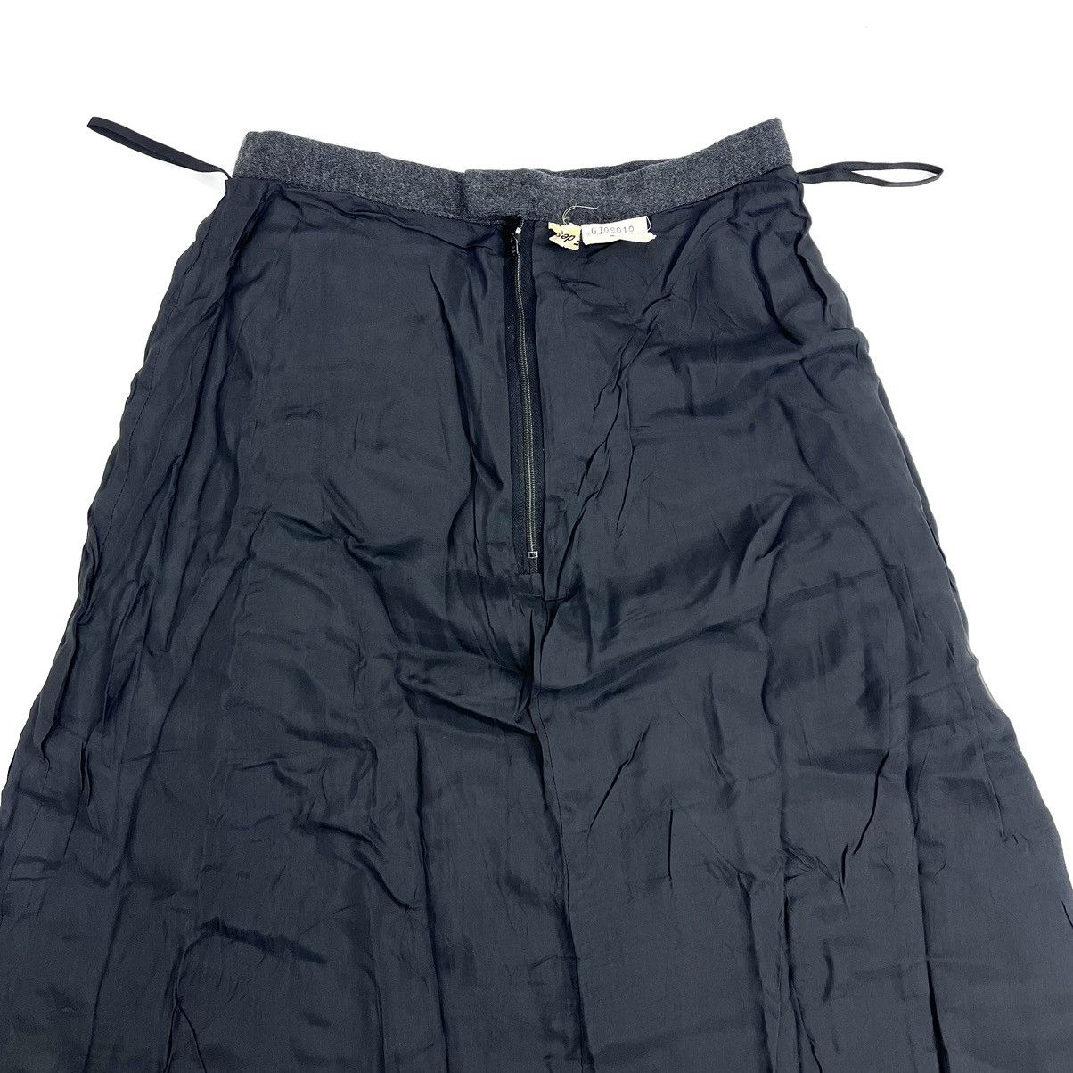 Comme des Garcons 1990s Vintage Comme Des Garcons CDG Midi Skirt Charcoal Size 25" / US 0 / IT 36 - 13 Thumbnail