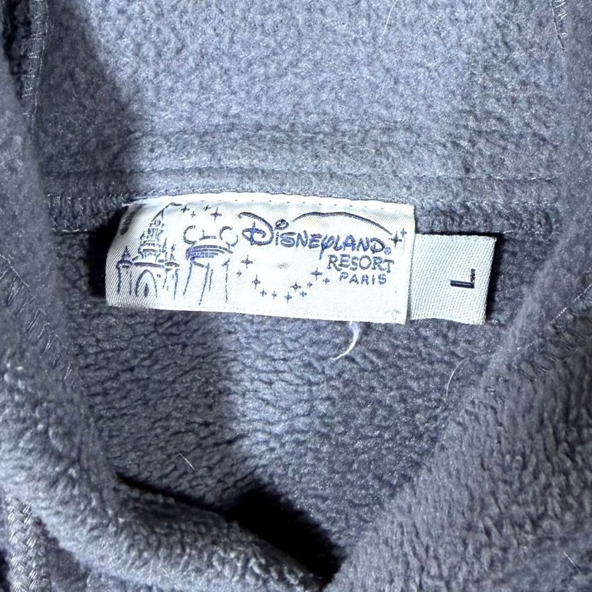 Disney VINTAGE Disneyland Resort Paris Adventurous Embroidered Mickey Grey Fleece Hoodie Large Mens Hoodie Grey Mickey 90s Theme Size US L / EU 52-54 / 3 - 4 Thumbnail