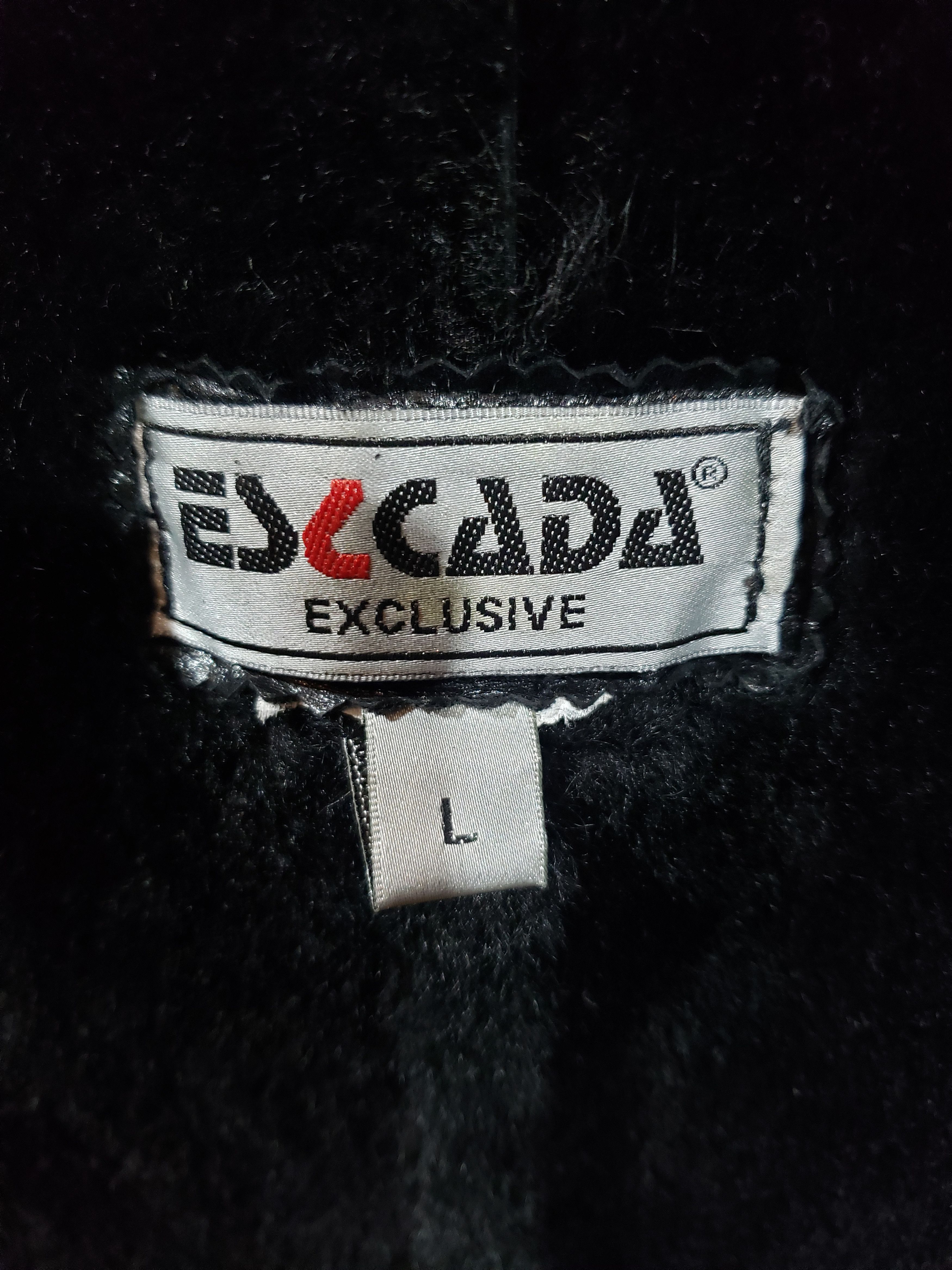 Other Stylish black sheepskin coat with a warm hood. Size L / US 10 / IT 46 - 10 Thumbnail