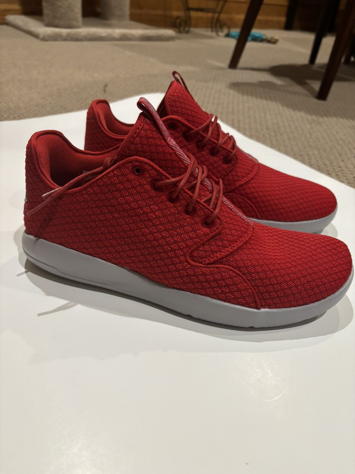 Jordan Brand Never worn- Jordan Eclipse (9.5) Size US 9.5 / EU 42-43 - 2 Thumbnail