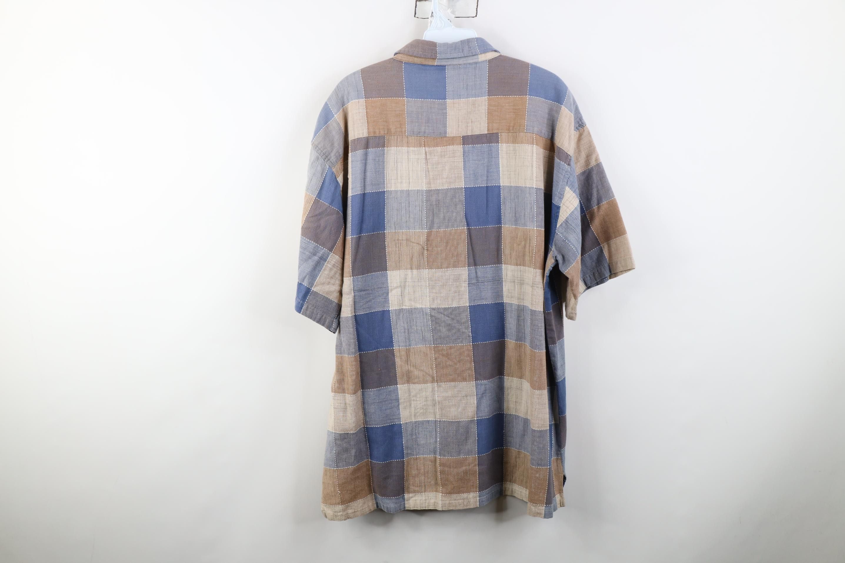Vintage Vintage 90s Streetwear Short Sleeve Collared Button Shirt Size US XL / EU 56 / 4 - 12 Thumbnail
