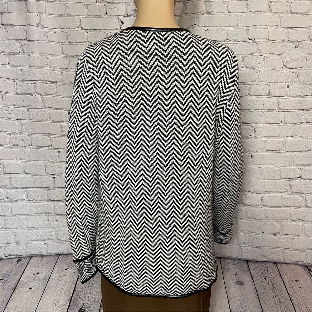 Chicos Chico's Chevron Black White Open Front Faux Leather Trim Ca Size L / US 10 / IT 46 - 7 Thumbnail