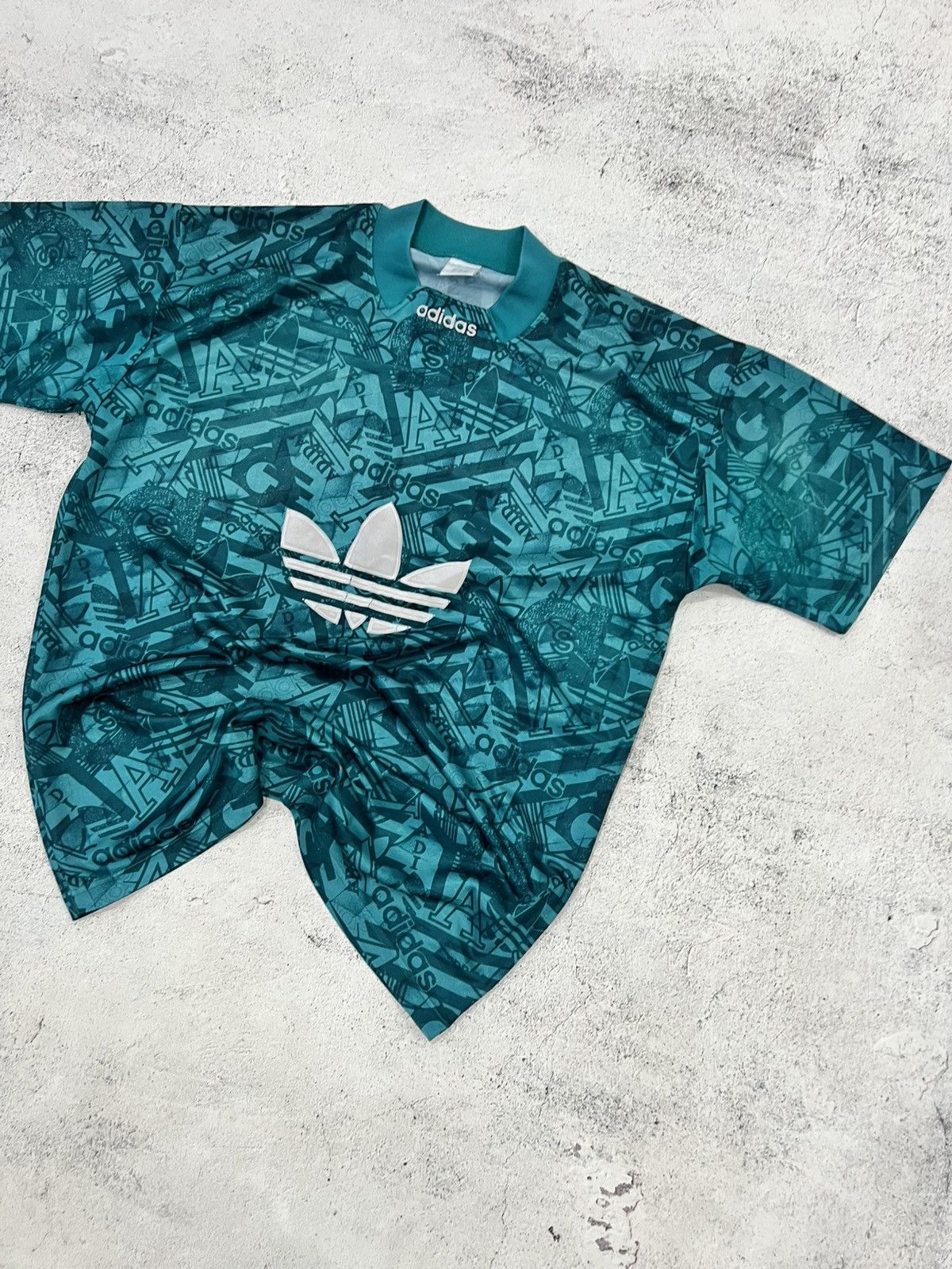 Adidas × Vintage 🩸RARE🩸Adidas Y2K Vintage Big Logo T shirt Size US L / EU 52-54 / 3 - 2 Thumbnail