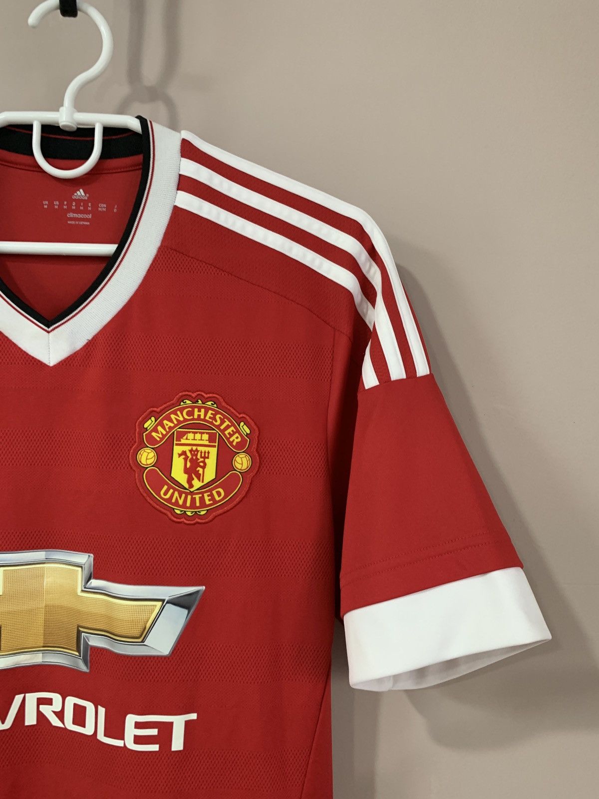 Adidas Manchester United adidas 2015 2016 home soccer shirt jersey Size US M / EU 48-50 / 2 - 3 Thumbnail