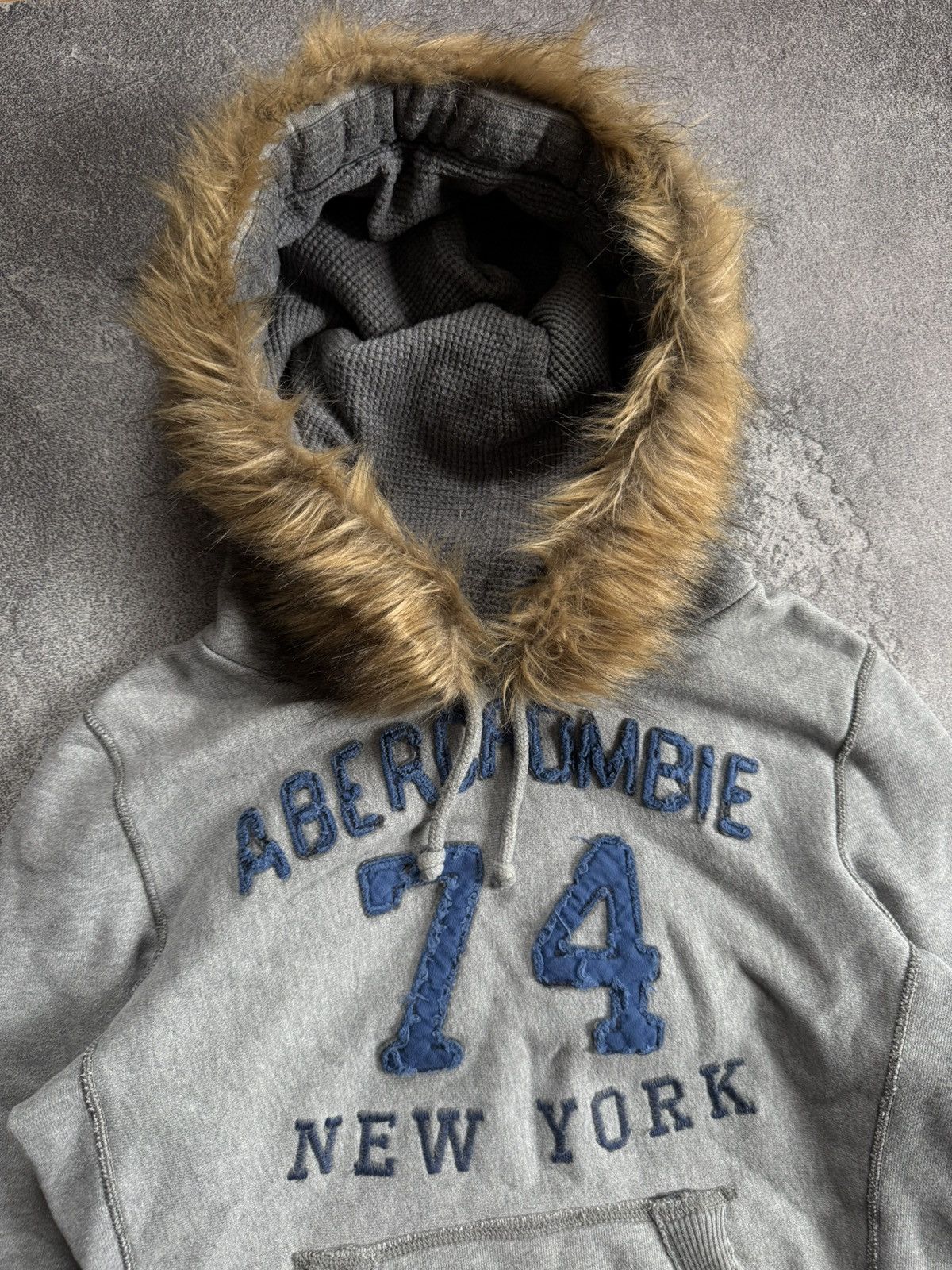 Abercrombie & Fitch Abercrombie & Fitch Y2K Fur Faux hoodie if six was nine LGB Size S / US 4 / IT 40 - 9 Thumbnail