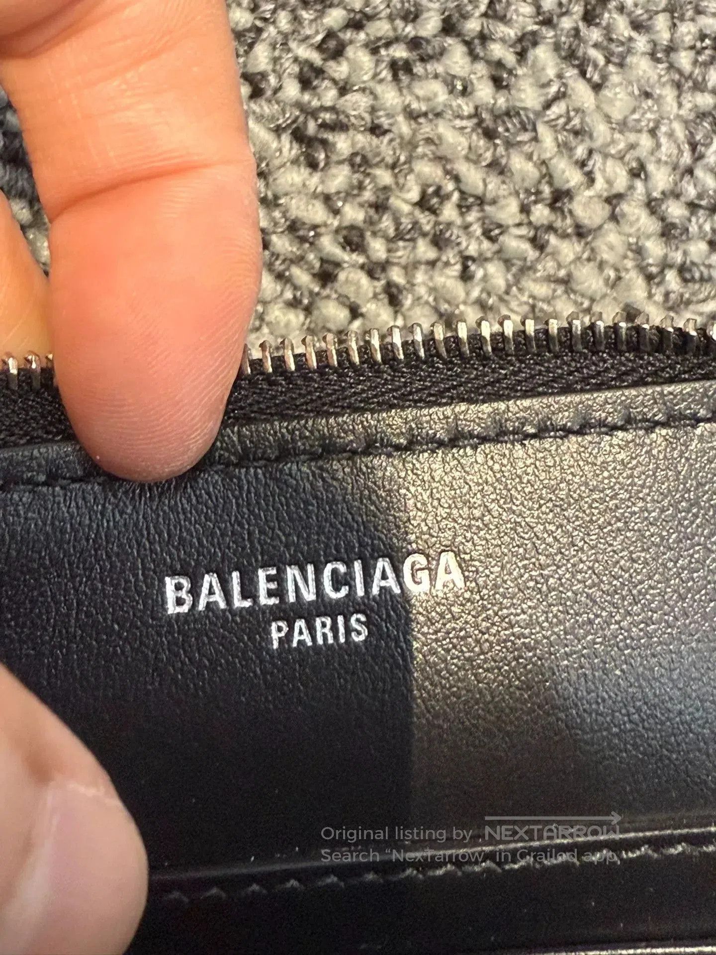 Balenciaga Balenciaga Passport Phone Bag. Size ONE SIZE - 7 Thumbnail