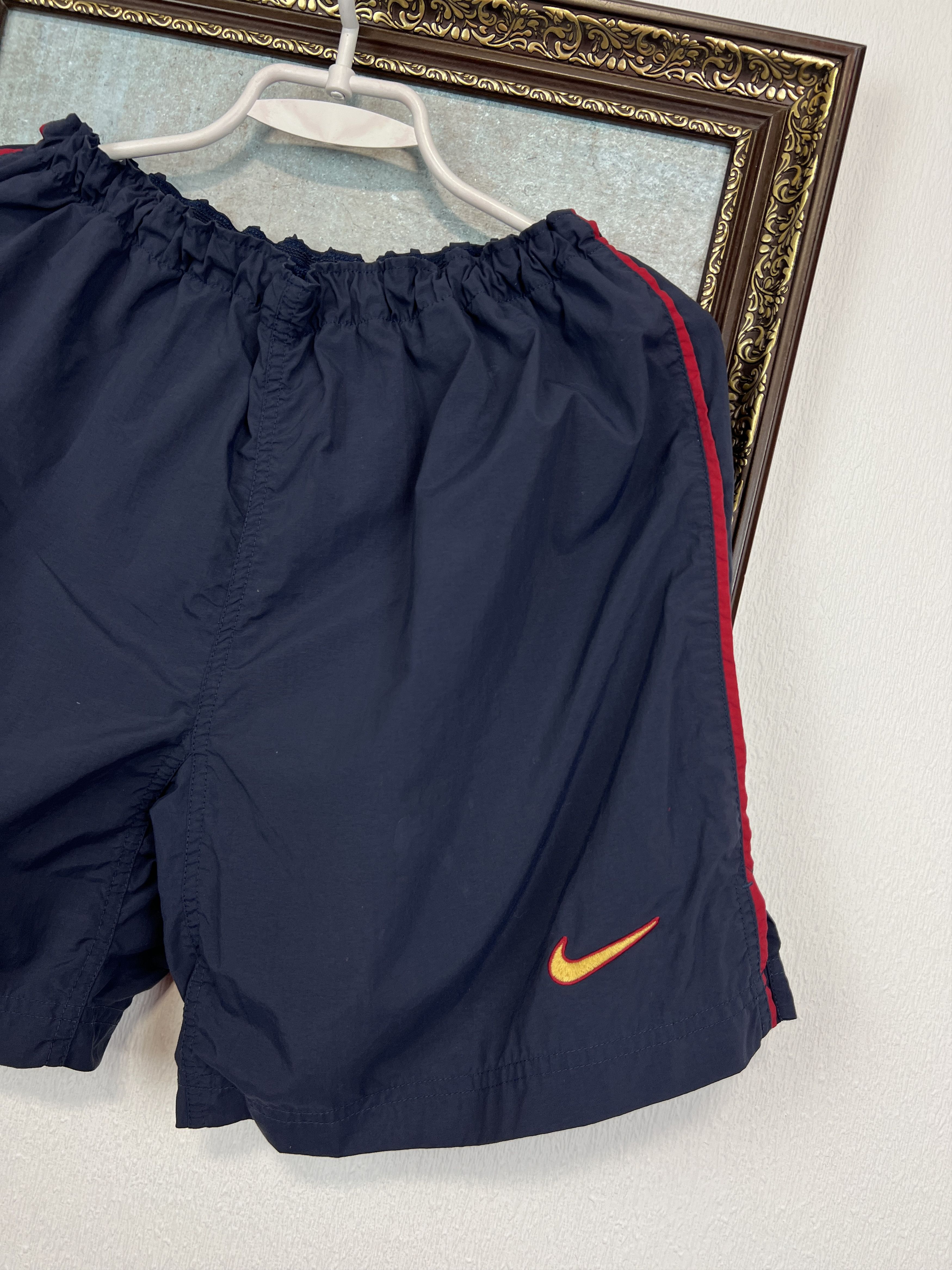 Nike Vintage 90's Nike Fc Barcelona Football Shorts Soccer Track Size US 32 / EU 48 - 2 Thumbnail