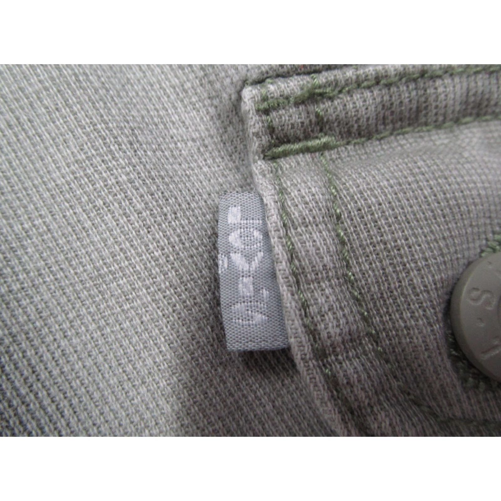 Levi's Levi's SilverTab Shorts Mens 32 Sage Green Cargo Utility Twill Skate Y2K Size US 32 / EU 48 - 5 Thumbnail