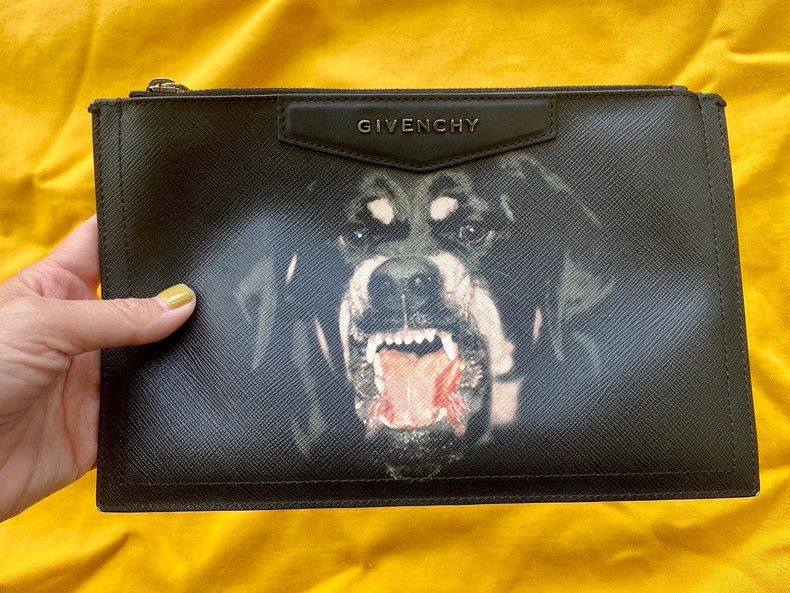 Givenchy Givenchy Hand Dog Head Bag Size ONE SIZE - 1 Thumbnail
