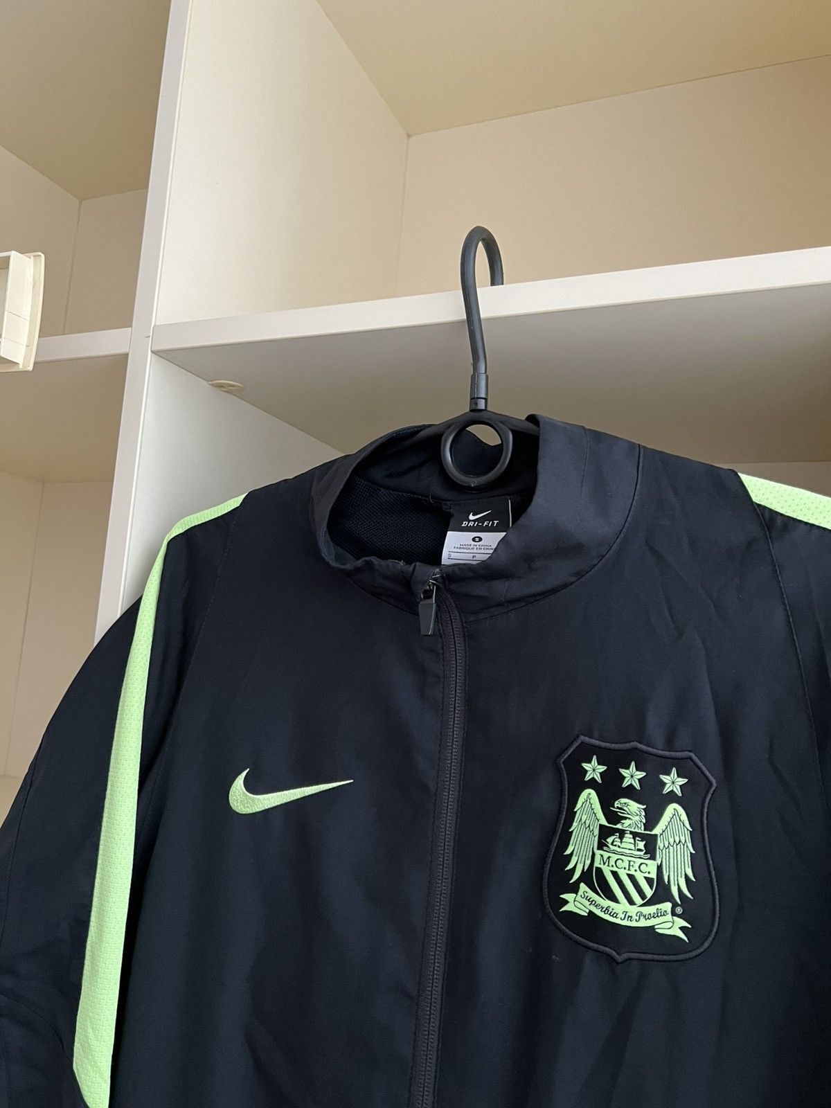 Nike Nike Manchester City 2015-2016 Soccer Light Jacket Football Size US S / EU 44-46 / 1 - 17 Thumbnail