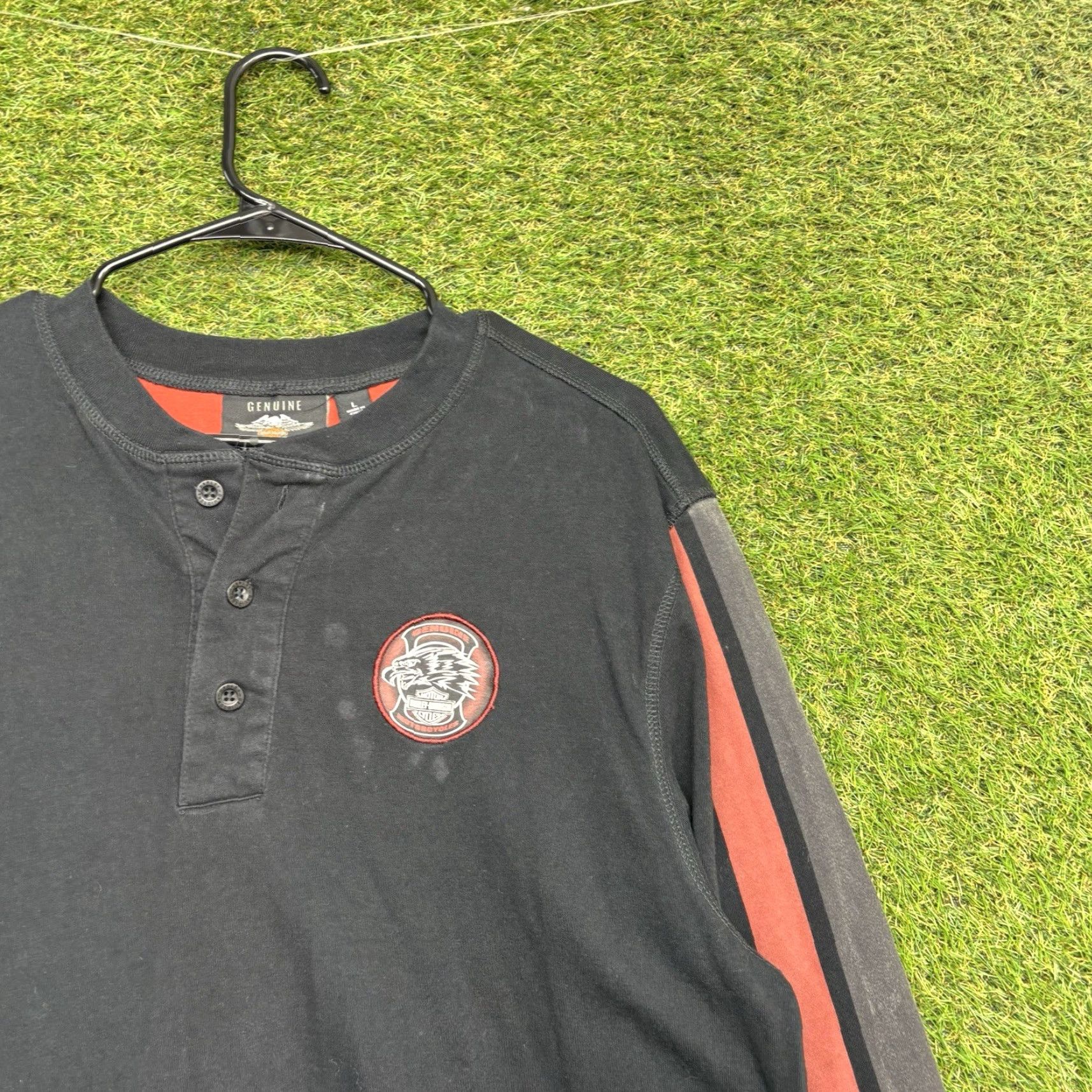 Harley Davidson VINTAGE Harley-Davidson Shirt Mens Large Long Sleeve Henley Riding 2000s Y2K Black Graphic Print Cotton Knit Logo Size US L / EU 52-54 / 3 - 2 Thumbnail