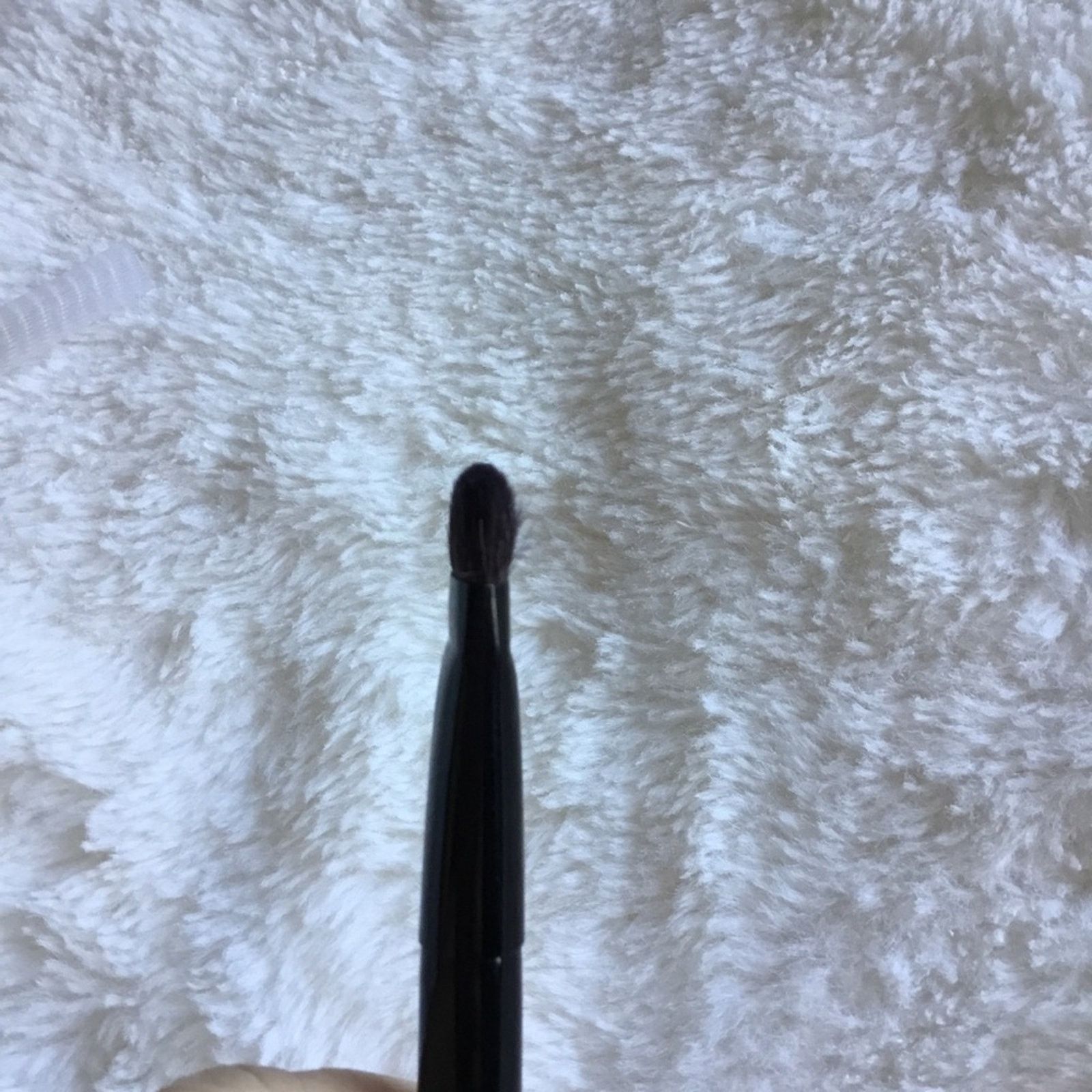 Other Le Métier de Beauté Large Shadow 05 Brush. Size ONE SIZE - 8 Thumbnail