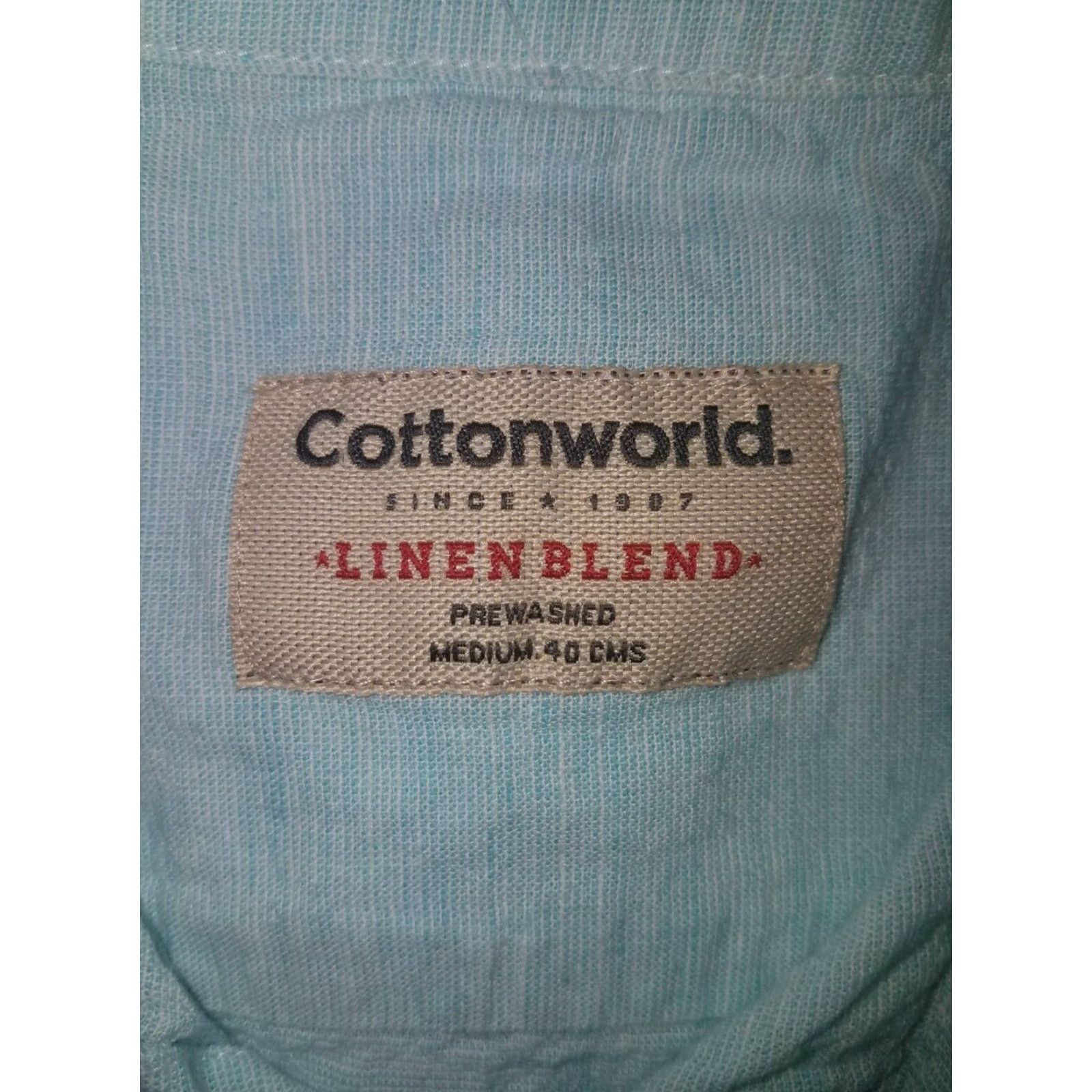 Vintage VINTAGE CottonWorld Men's Light Blue Linen Blend Button-Down Shirt Long Sleeve M Blue Casual Fashion Size US M / EU 48-50 / 2 - 7 Thumbnail