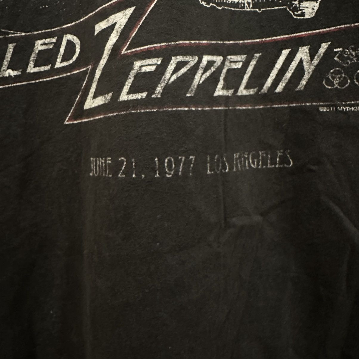 Band Tees Vintage Led Zeppelin T-Shirt 2011 Size US XL / EU 56 / 4 - 4 Thumbnail