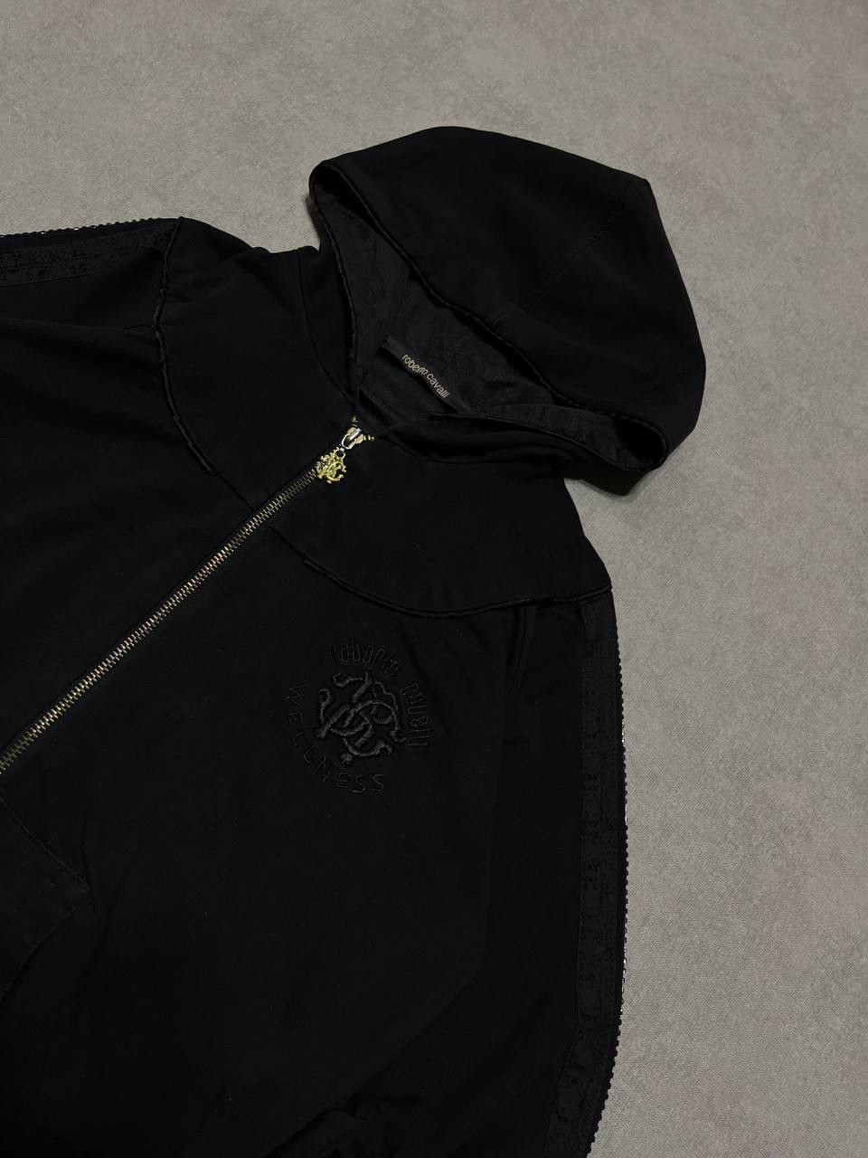 Roberto Cavalli Vintage Roberto Cavalli Women`s Black Logo Zip Hoodie Size M / US 6-8 / IT 42-44 - 2 Thumbnail