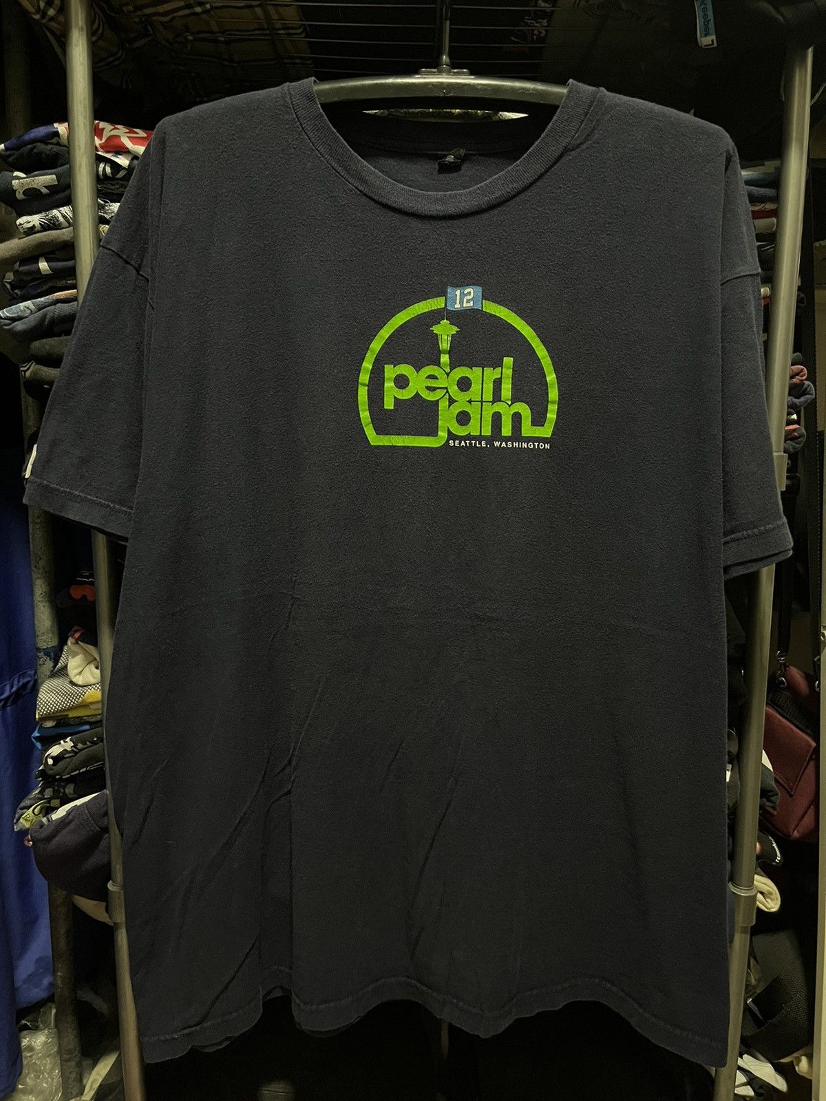 Band Tees Pearl Jam Grunge Alternative Rock Tour Tee 2012s Size US XXL / EU 58 / 5 - 1 Thumbnail