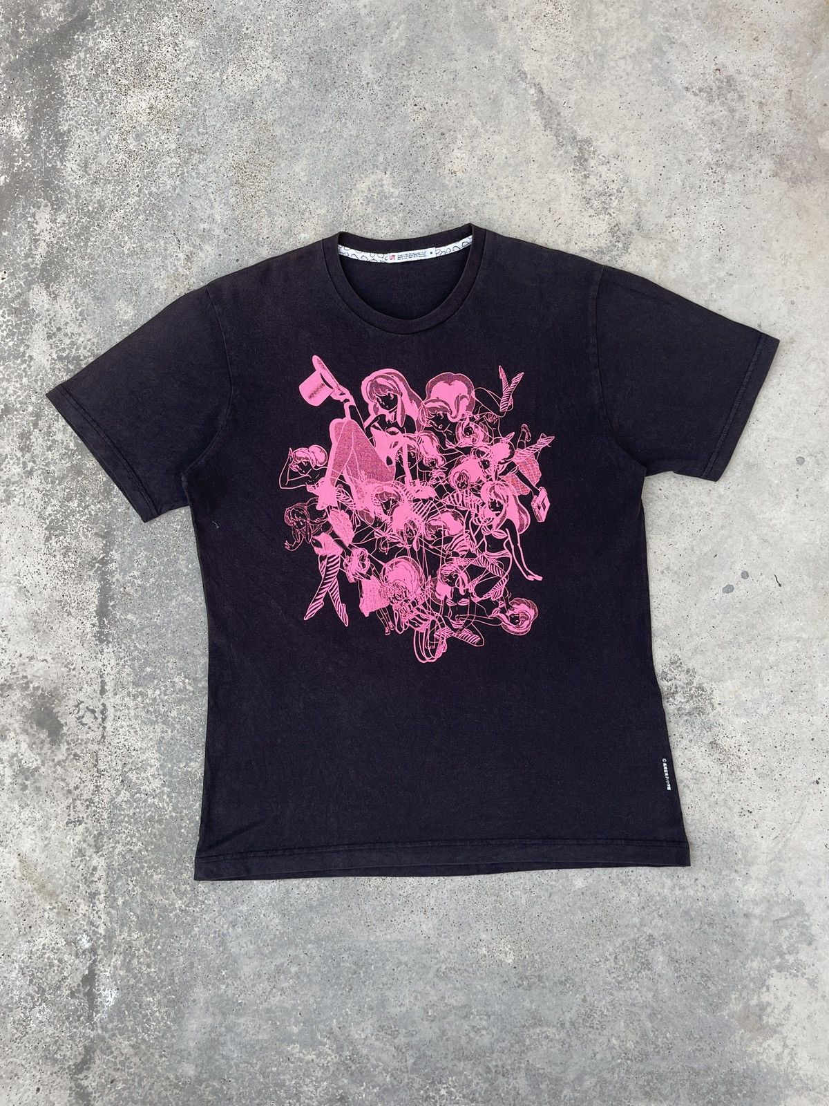 Anime × Japanese Brand × Uniqlo Uniqlo X Urusei Yatsura Japan Anime Tee Shirt Size US M / EU 48-50 / 2 - 1 Thumbnail