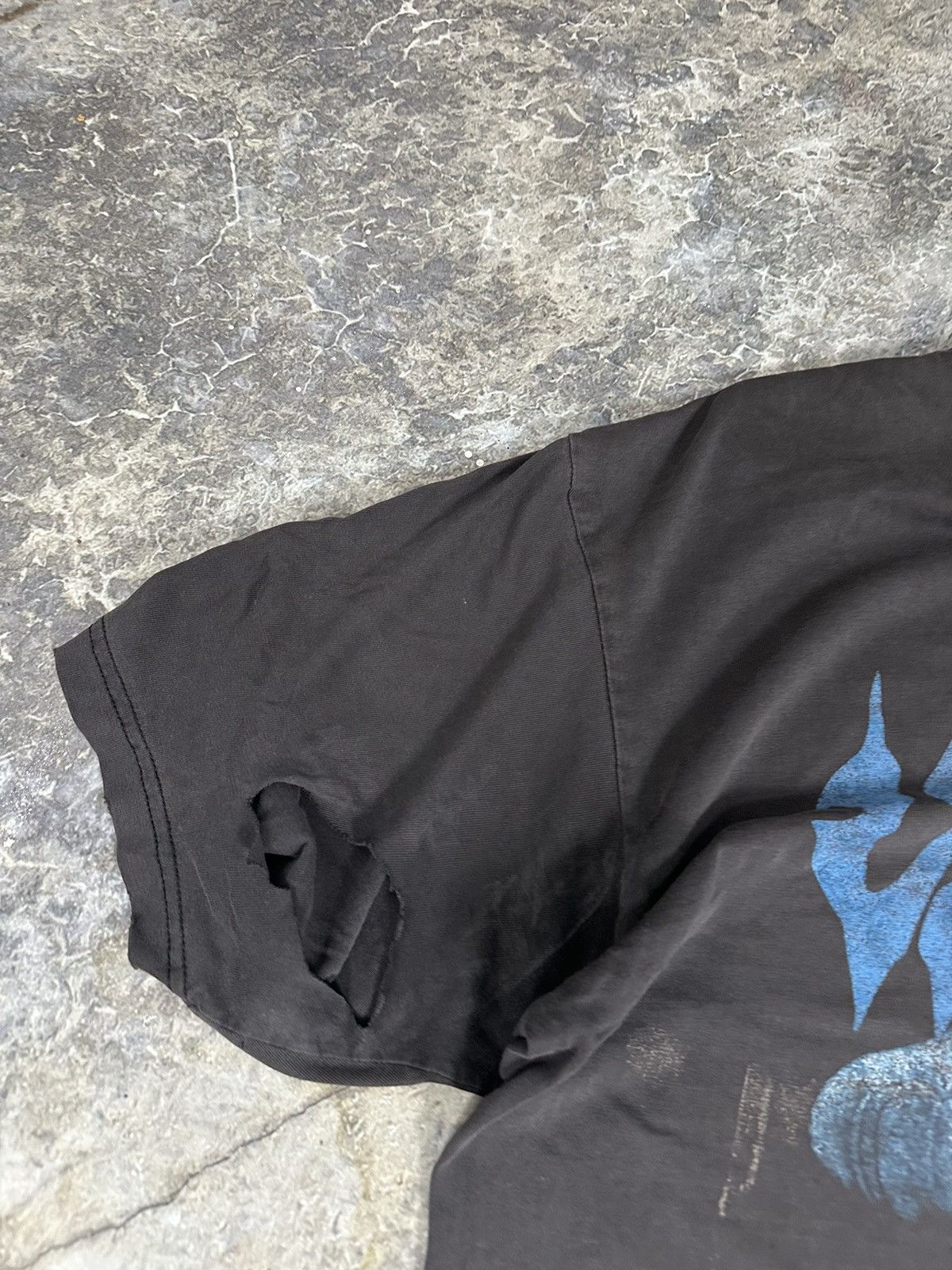 Band Tees × Vintage Vintage Thrashed Revelations Blue Flame Tee Size US XL / EU 56 / 4 - 4 Thumbnail