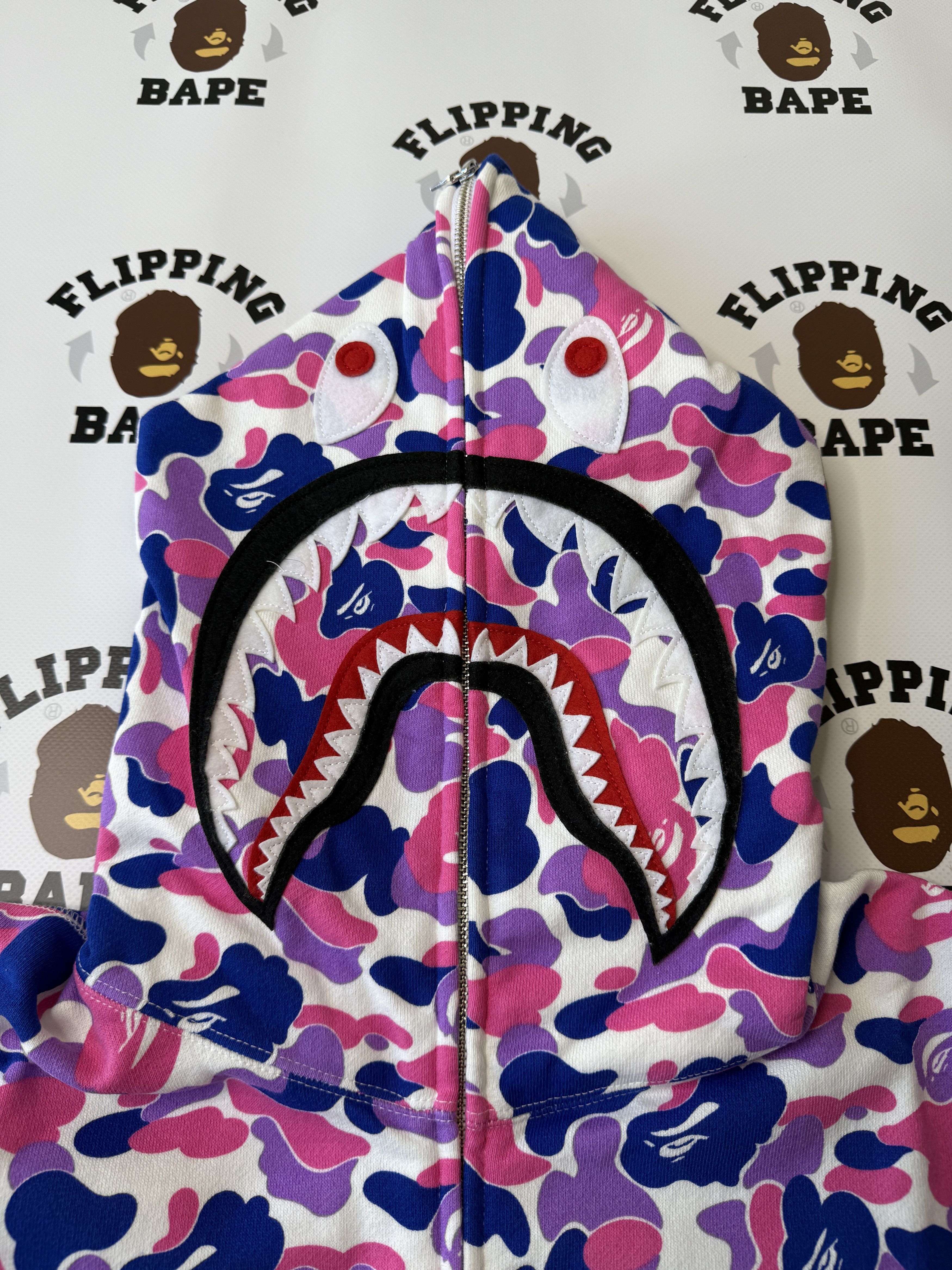 Bape BAPE GUANGZHOU SEPARATE SHARK FULL ZIP HOODIE Size US L / EU 52-54 / 3 - 4 Thumbnail
