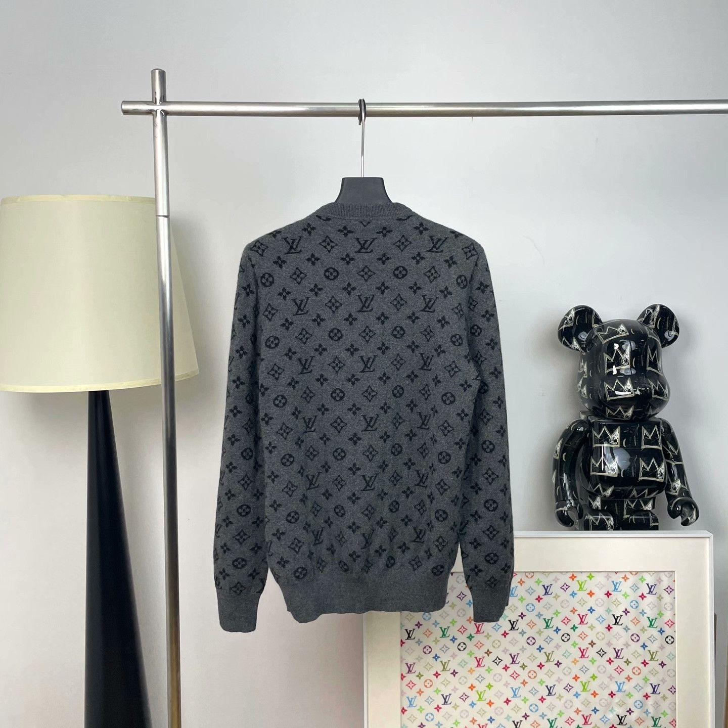 Louis Vuitton Louis Vuitton Retro Sweater m Men Size US M / EU 48-50 / 2 - 1 Thumbnail