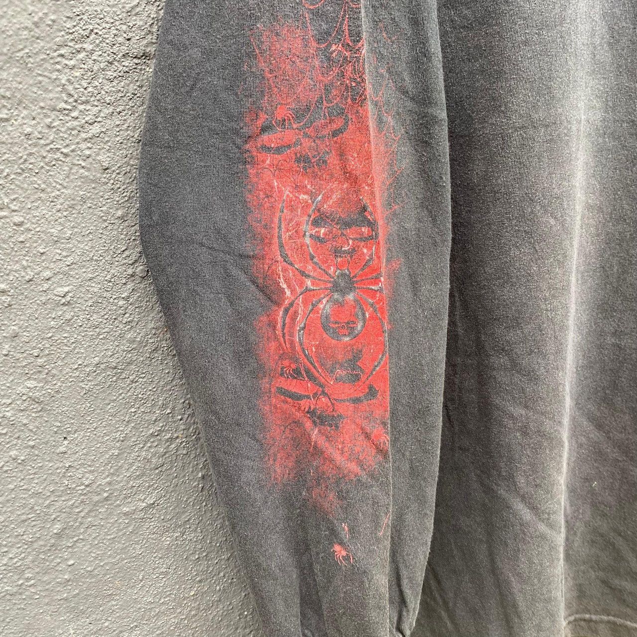 Vintage Thrashed Faded Hot Leathers Skull Streetwear Tee Size US XL / EU 56 / 4 - 4 Thumbnail