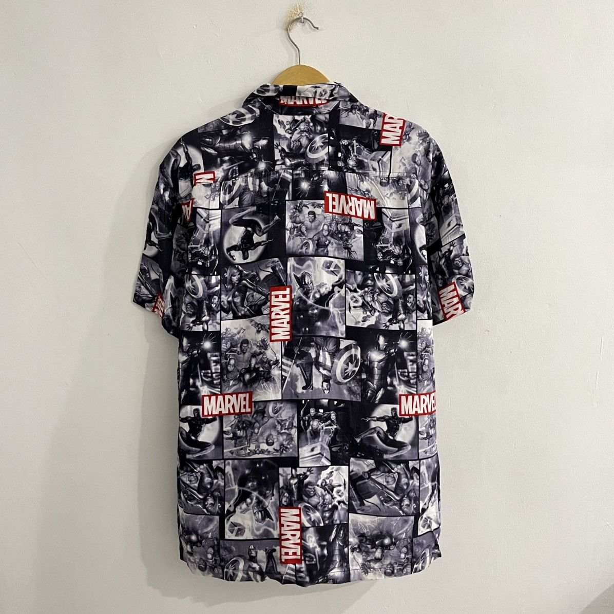 Marvel Comics Marvel Japan AOP Button Up Size US L / EU 52-54 / 3 - 7 Thumbnail