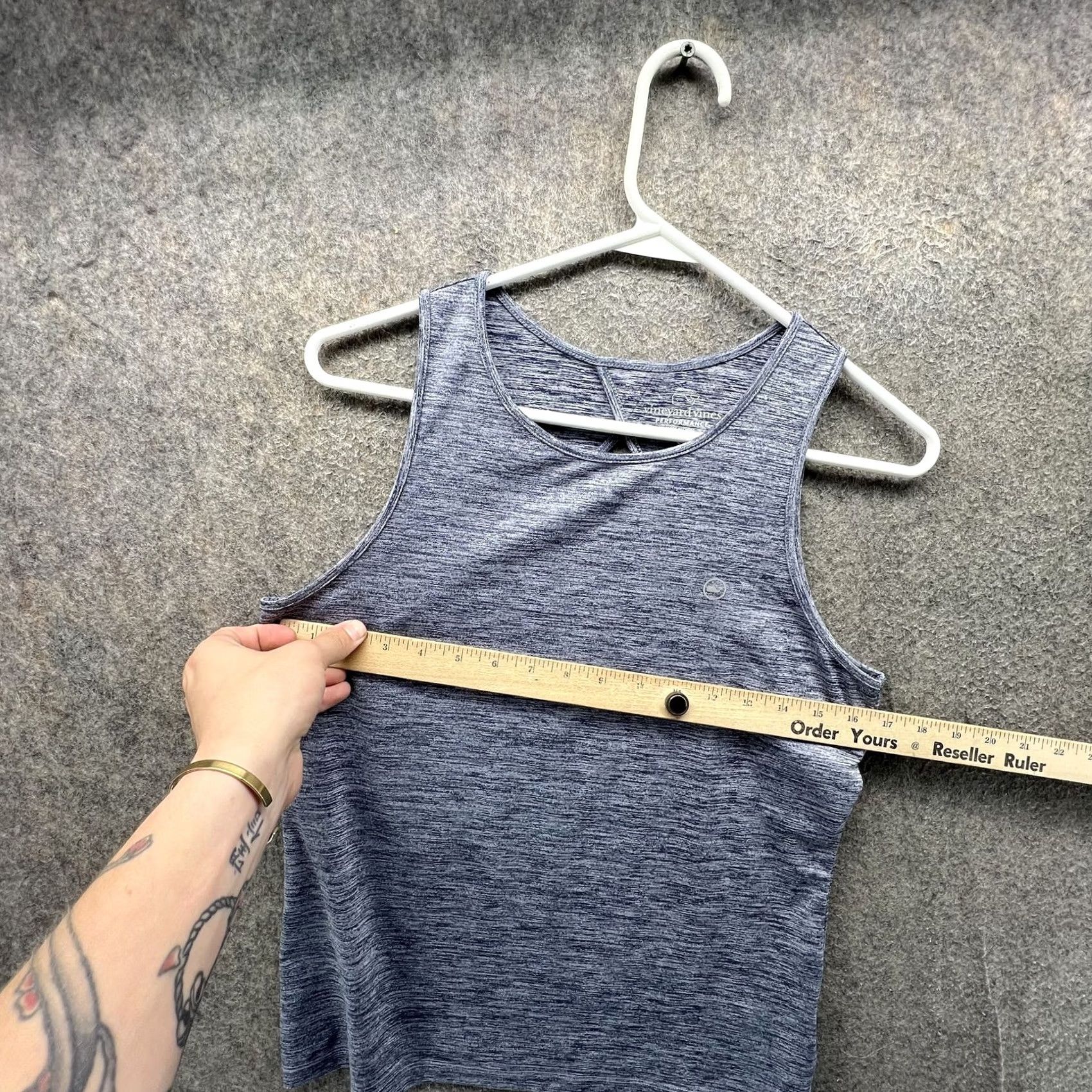 Vineyard Vines Vineyard Vines Tank Top Womens Small Blue Performance Racerback Stretch Athletic Sportswear Sleeveless Gym Running Yoga Casual Menss? Size S / US 4 / IT 40 - 3 Thumbnail