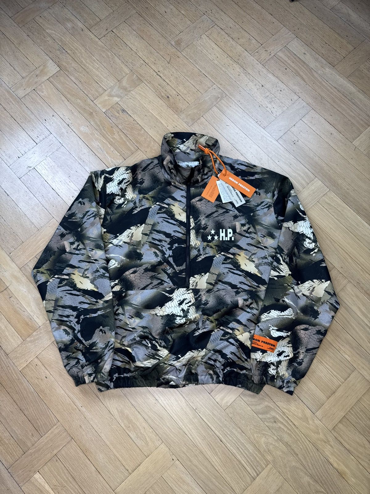 Heron Preston HERON PRESTON REAL TREE CAMO WINDBREAKER Size US M / EU 48-50 / 2 - 1 Thumbnail