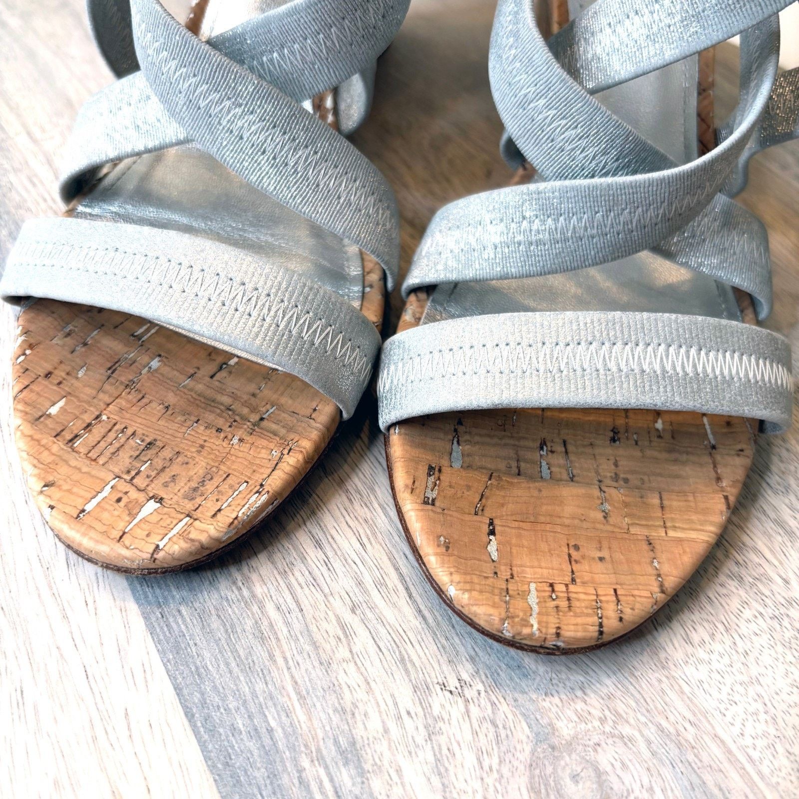 Donald Pliner Donald J Pliner Jemi Silve Wedge Sandals 8.5 Cork Heels Size US 8.5 / IT 38.5 - 5 Thumbnail