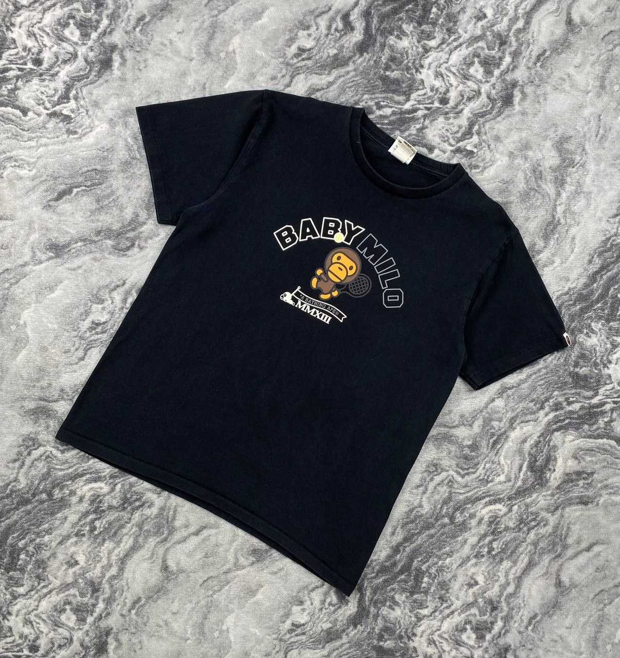 Bape A Bathing Ape Baby Milo Big Logo T Shirt Men Size L Black Size US L / EU 52-54 / 3 - 1 Thumbnail