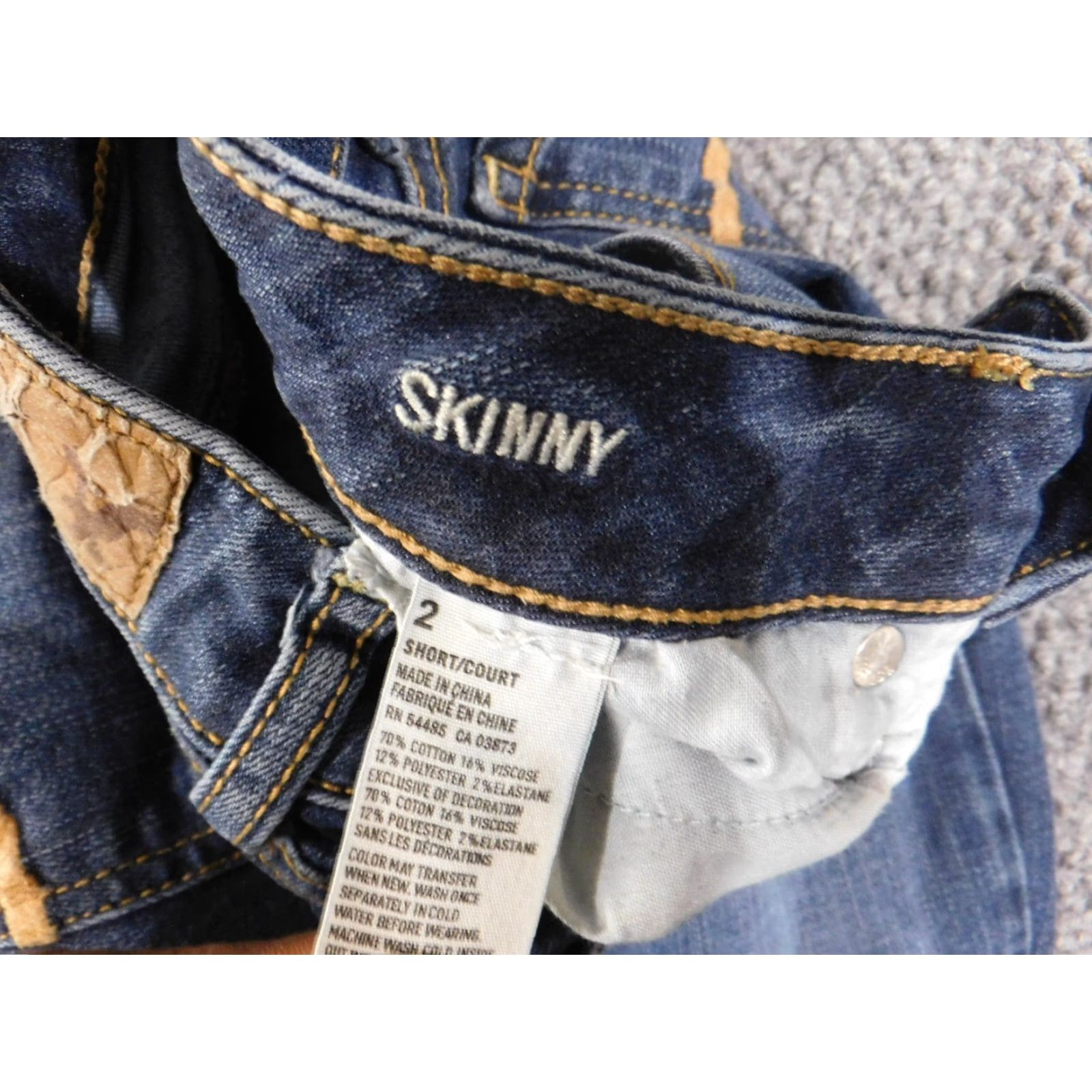 American Eagle Outfitters American Eagle Outfitters Jeans Skinny Womens Regular Size 2 Dark Blue Denim Slim Slimming Retro 27in Inseam Size 26" / US 2 / IT 38 - 6 Thumbnail