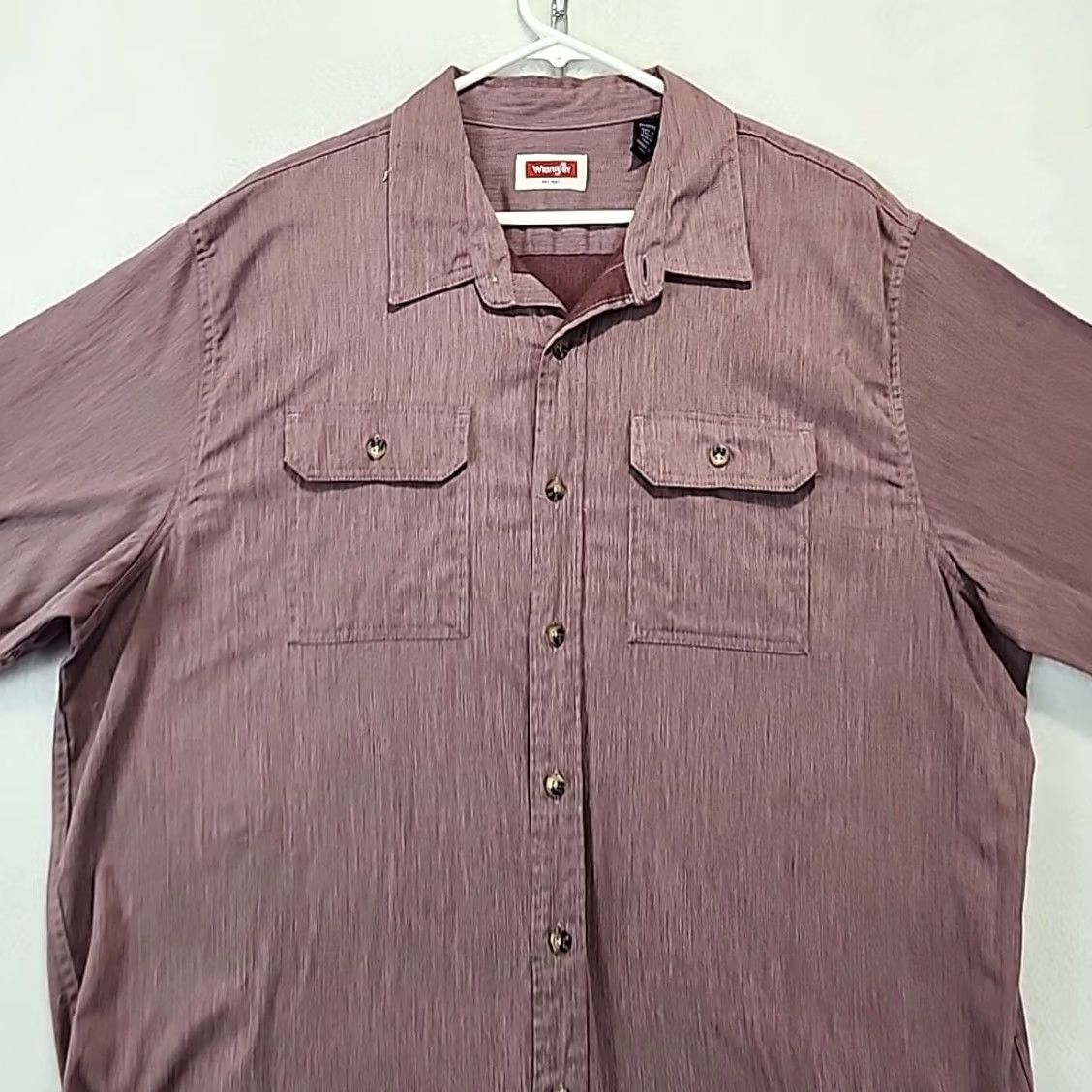 Wrangler Wrangler Men’s XL Short Sleeve Shirt Red Chambray Western Safari Pocket Button-Up Shirt Boys? Size US XL / EU 56 / 4 - 2 Thumbnail