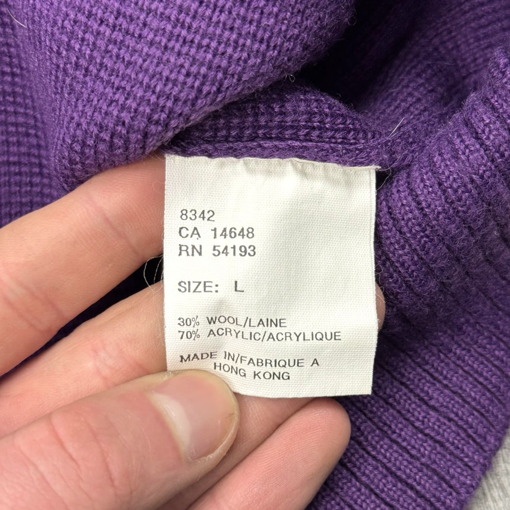 Vintage VINTAGE Warner Bros. Logo Knit Sweater Shirt Large Purple Unisex Adults Crew Neck Embroidered Pullover Han/WB Crew 90s/College/Geek Theme Mens Womens Size L / US 10 / IT 46 - 6 Thumbnail
