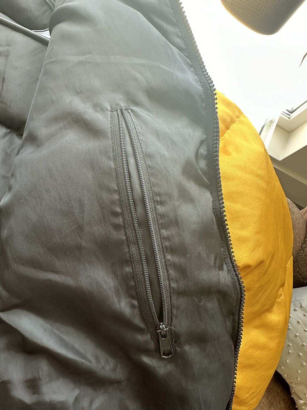 Supreme Supreme Yellow Puffer Reflective Size US L / EU 52-54 / 3 - 13 Thumbnail