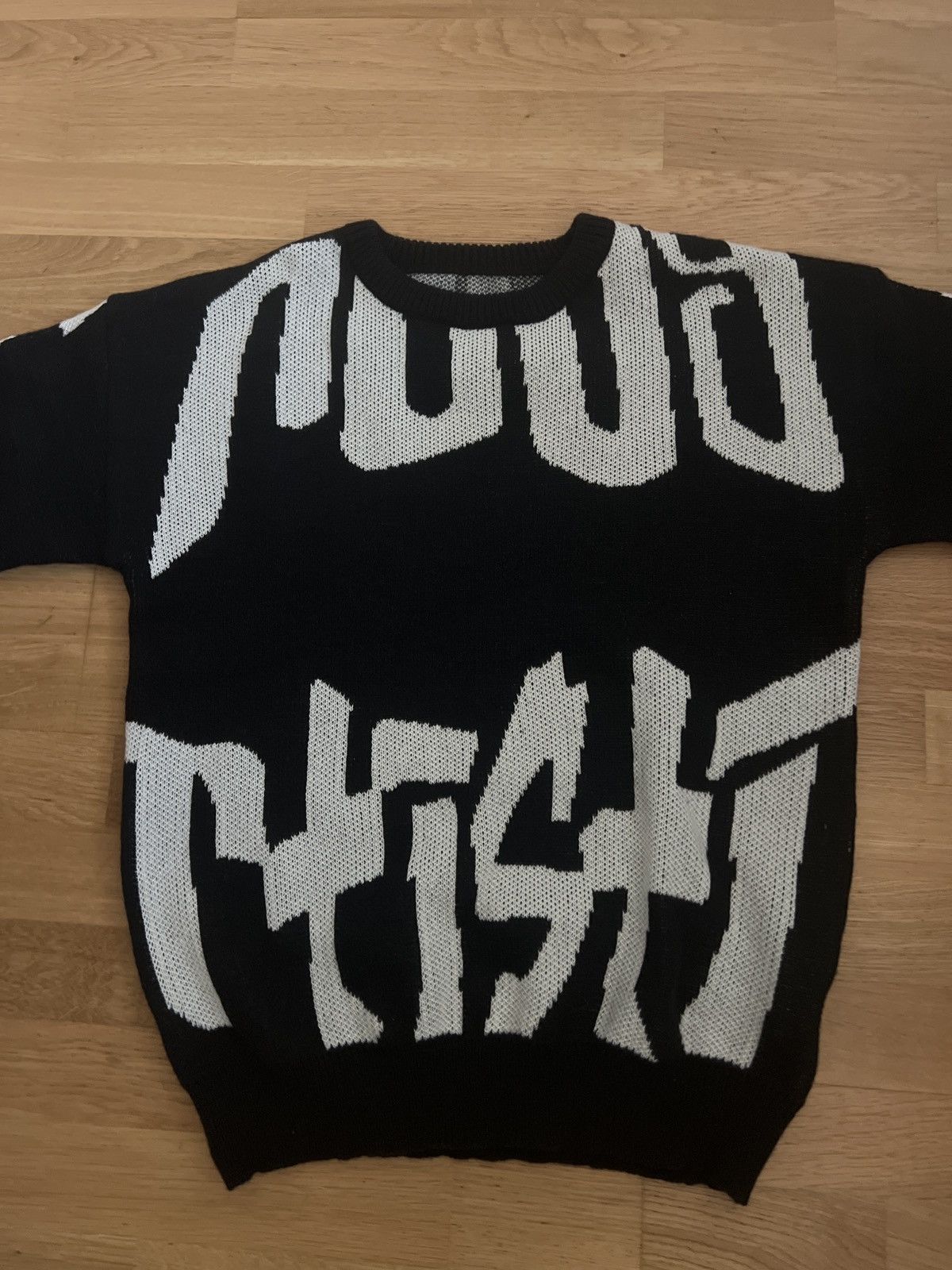 H&M Unik retrostickad tröja Size US M / EU 48-50 / 2 - 1 Preview