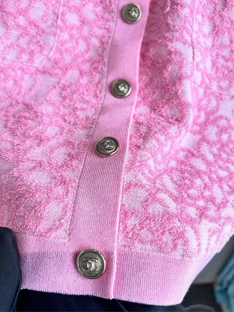 Chanel Chanel Pink camellia knitted skirt Size 24" / US 00 / IT 34 - 2 Thumbnail