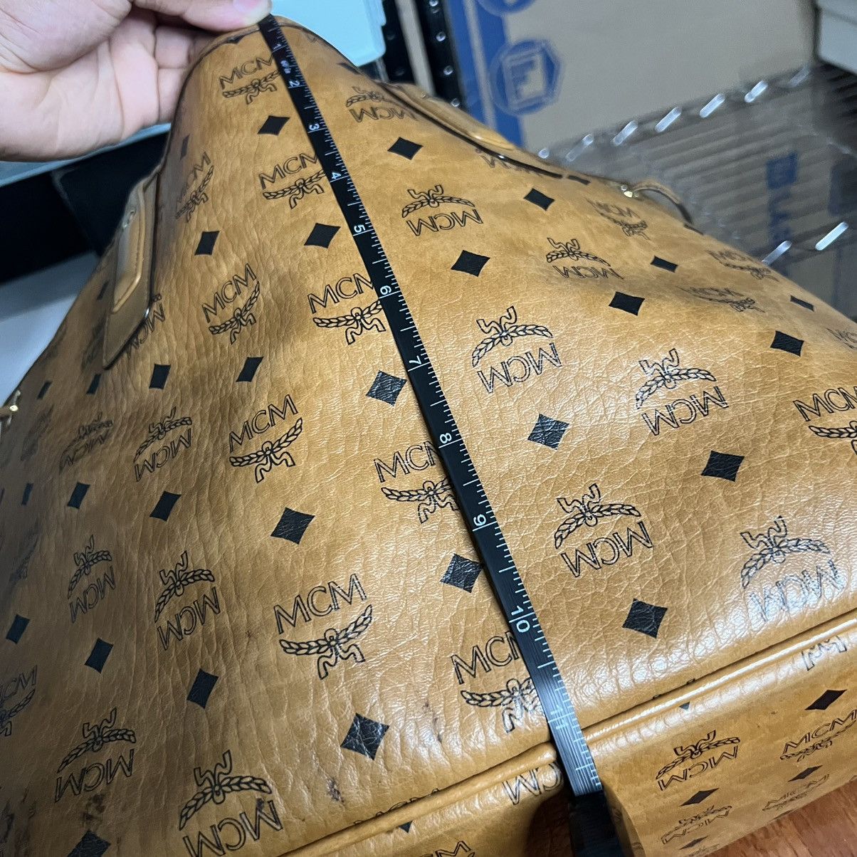 MCM MCM Medium Reversible Liz Shopper in Visetos Cognac Size ONE SIZE - 21 Thumbnail