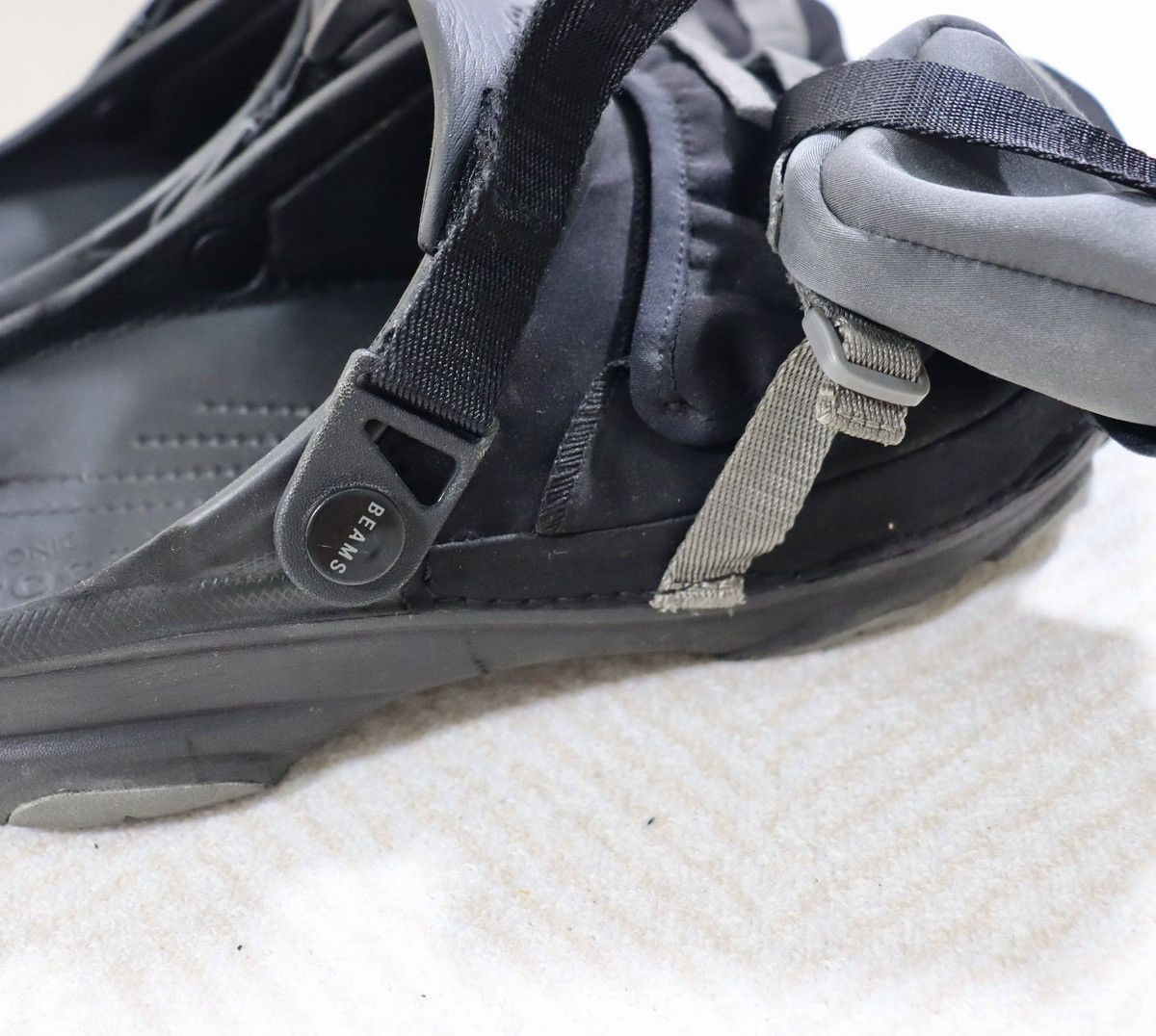 Beams Plus Beams x Crocs Classic Clog Sandal US11 Size US 11 / EU 44 - 6 Thumbnail