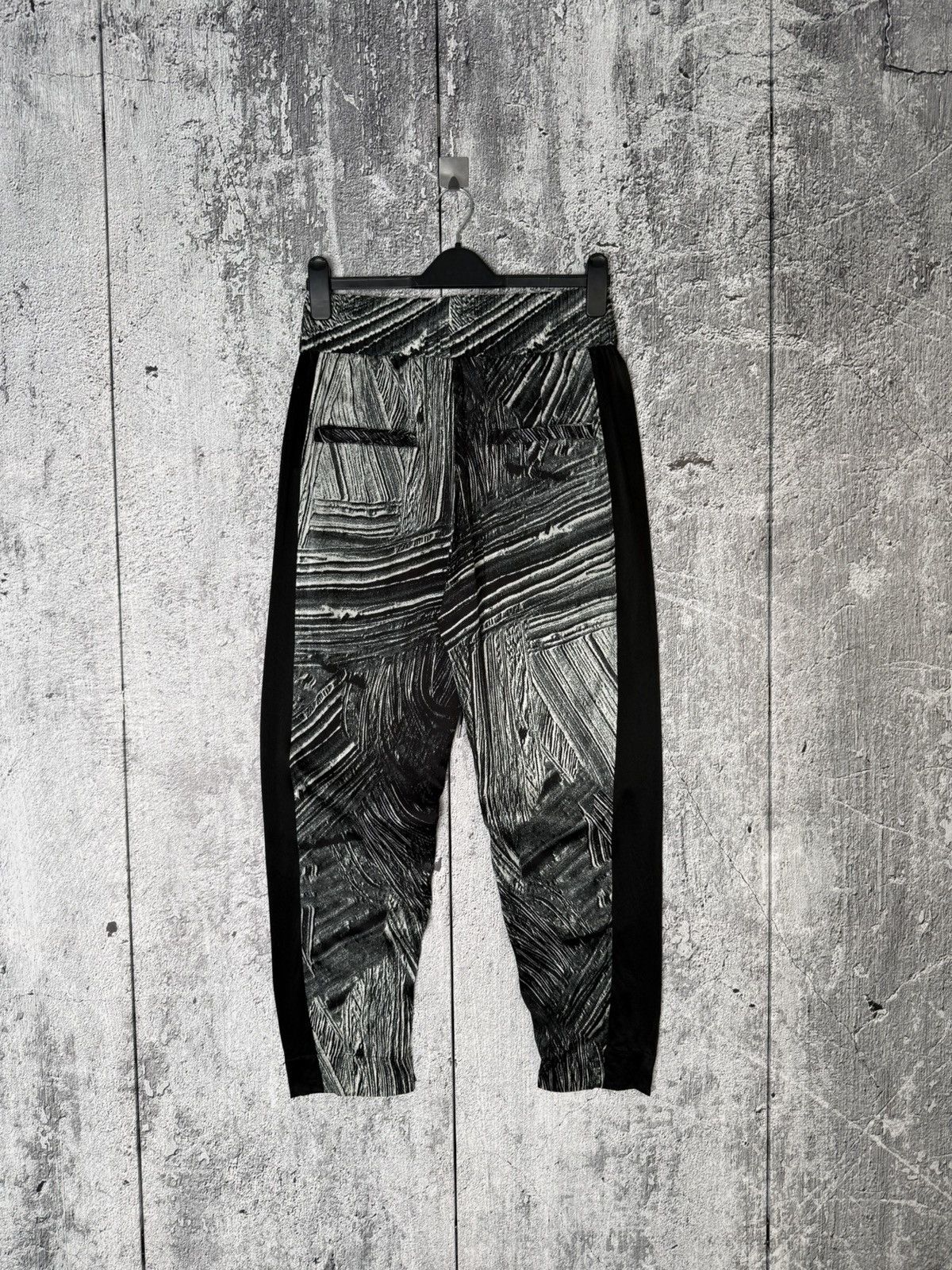 Helmut Lang Helmut Lang Method Silk Brushstroke Printed Drawstring Pants Size 30" / US 8 / IT 44 - 9 Thumbnail