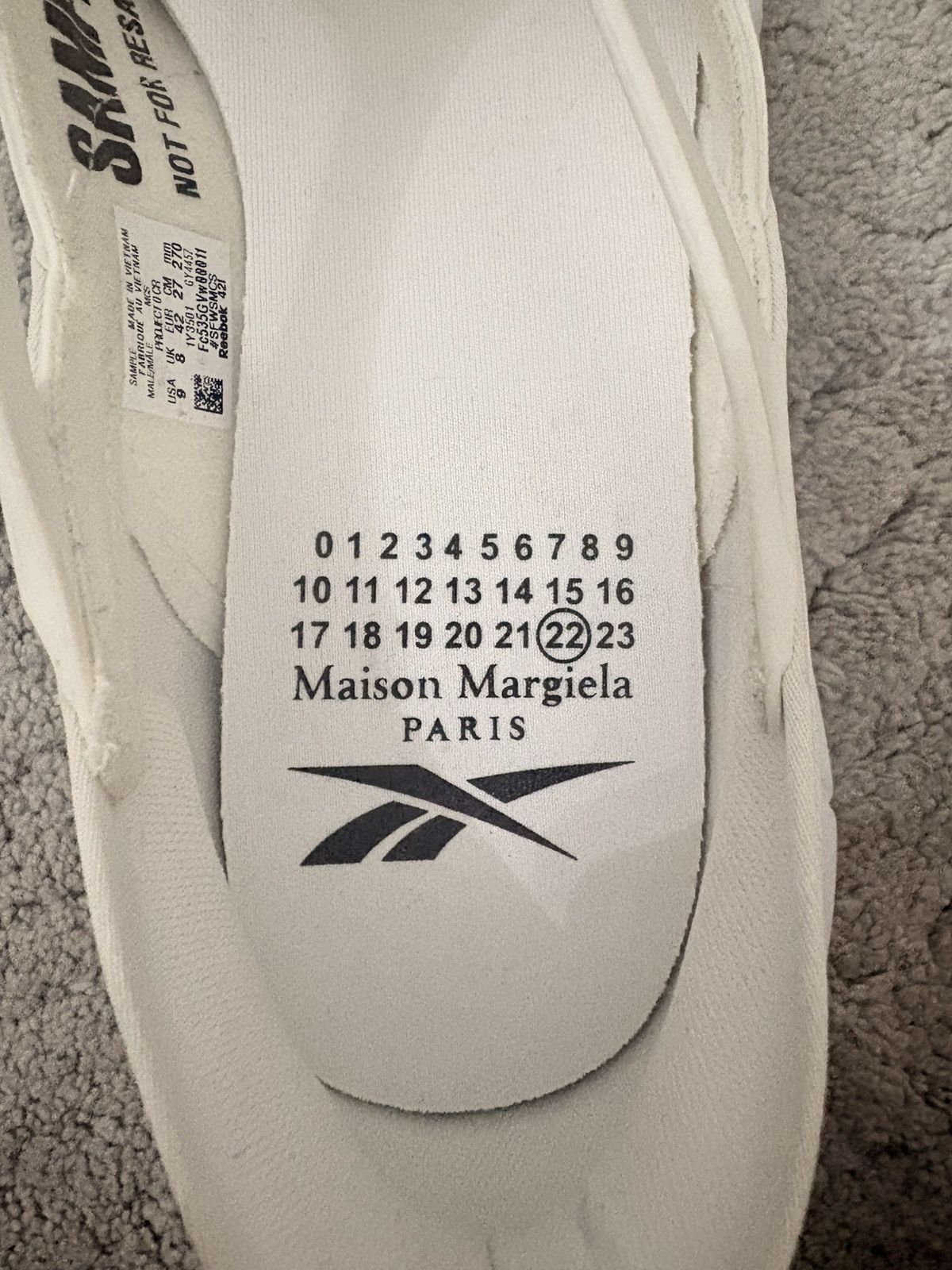 Maison Margiela × Reebok Maison margiela X Reebok Size US 8 / EU 41 - 4 Thumbnail