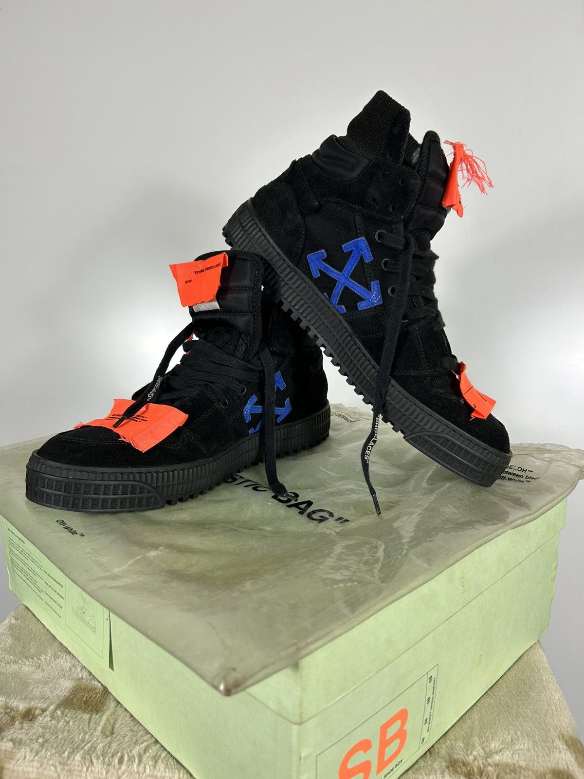Off-White 🔥Off White High Off Court 3.0 Sneaker SS18 Size US 8.5 / EU 41-42 - 1 Thumbnail