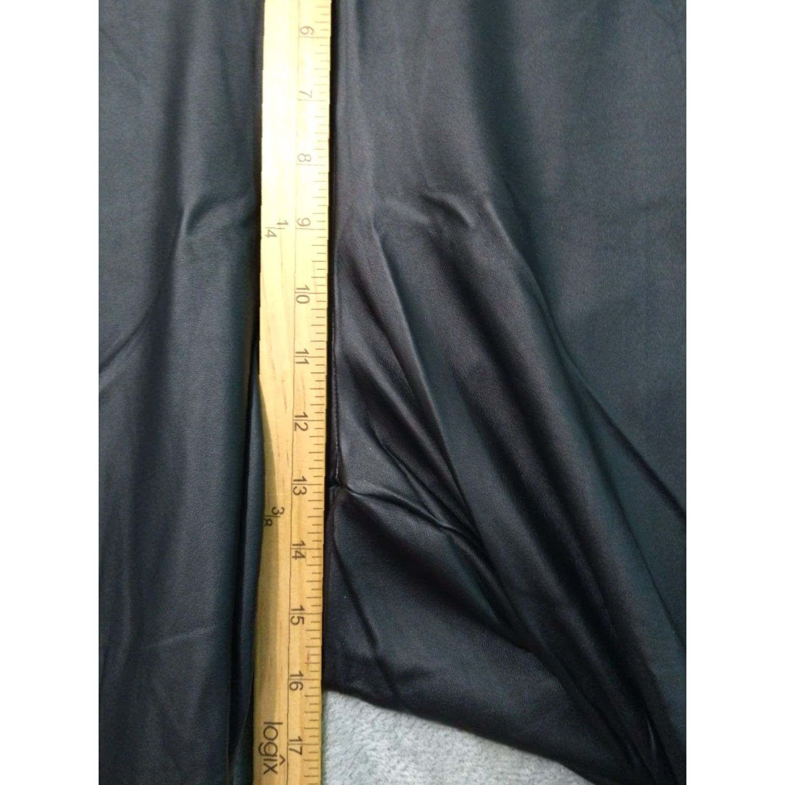 Torrid Torrid Leggings Womens 4 Plus Black Faux Leather Stretch Full Length Pattern: Solid Casual Activewear Travel Size 27" / US 4 / IT 40 - 4 Thumbnail