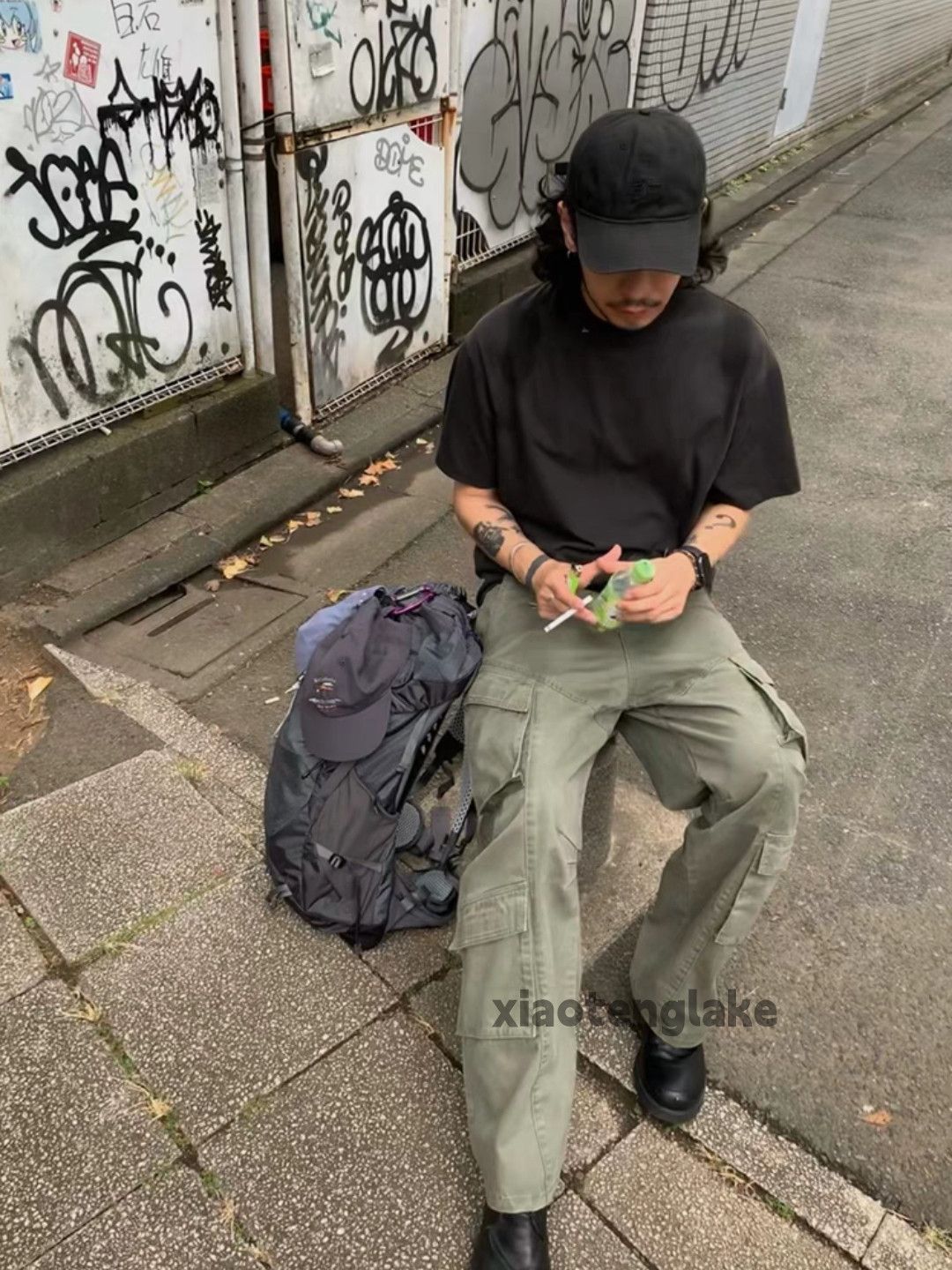 Designer Unisex military outdoor tactical cargo loose baggy pants Size US 32 / EU 48 - 1 Thumbnail
