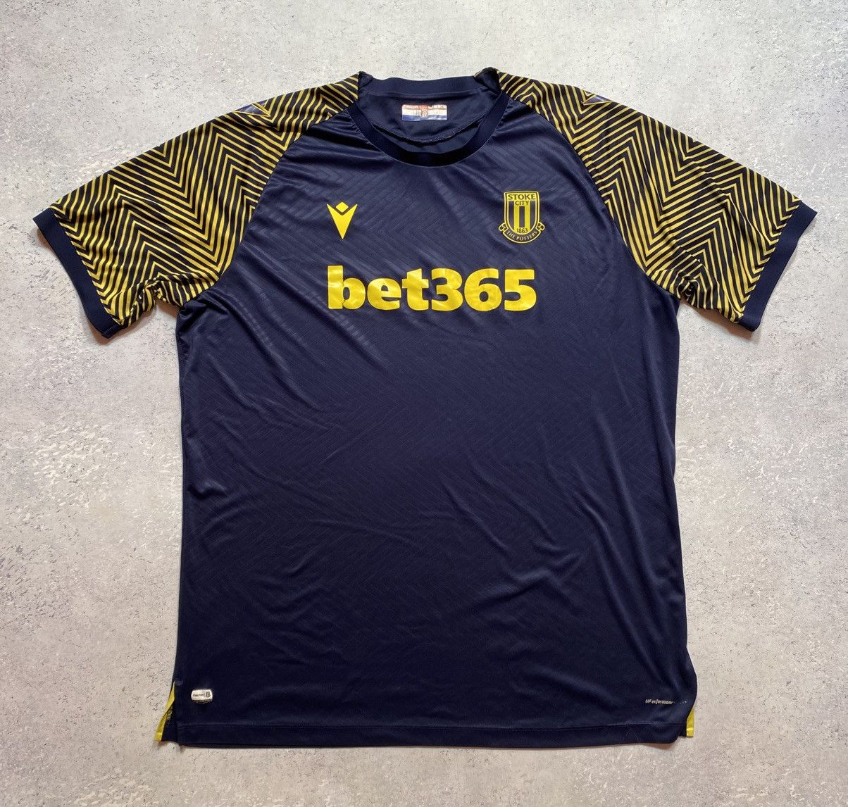 Macron Macron 2020-21 Stoke City Away Shirt Size 5XL Size US XXL / EU 58 / 5 - 1 Thumbnail