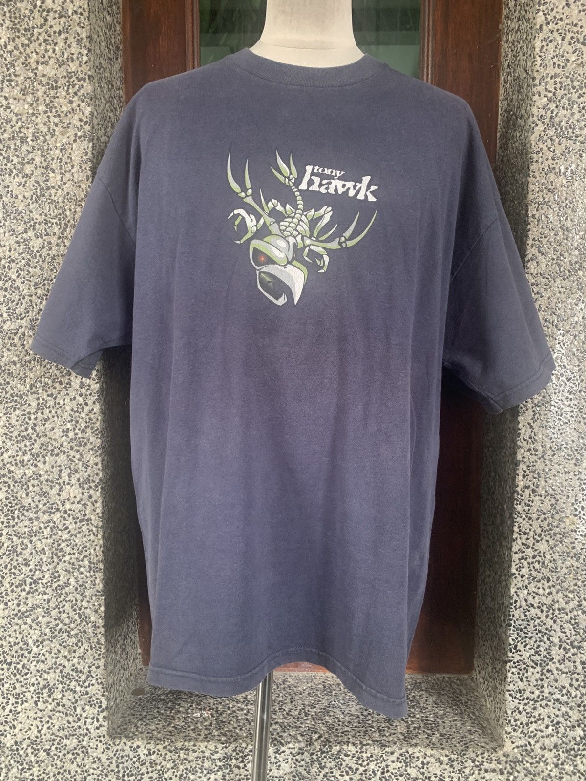 Tony Hawk Vintage Tony Hawk Pro Skater / Skateboarder Birdman T shirt Size US XL / EU 56 / 4 - 1 Thumbnail