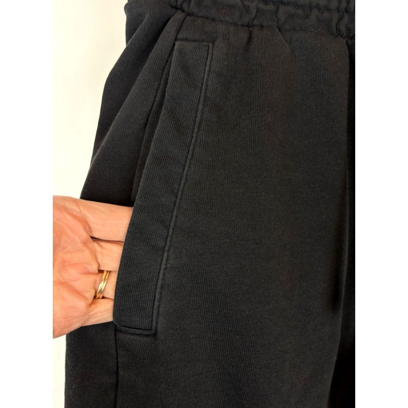 Gymshark Gymshark Black Essential Oversized Jogger Sweatpants Mens XS Casual Athletic Gym Size US 27 - 5 Thumbnail