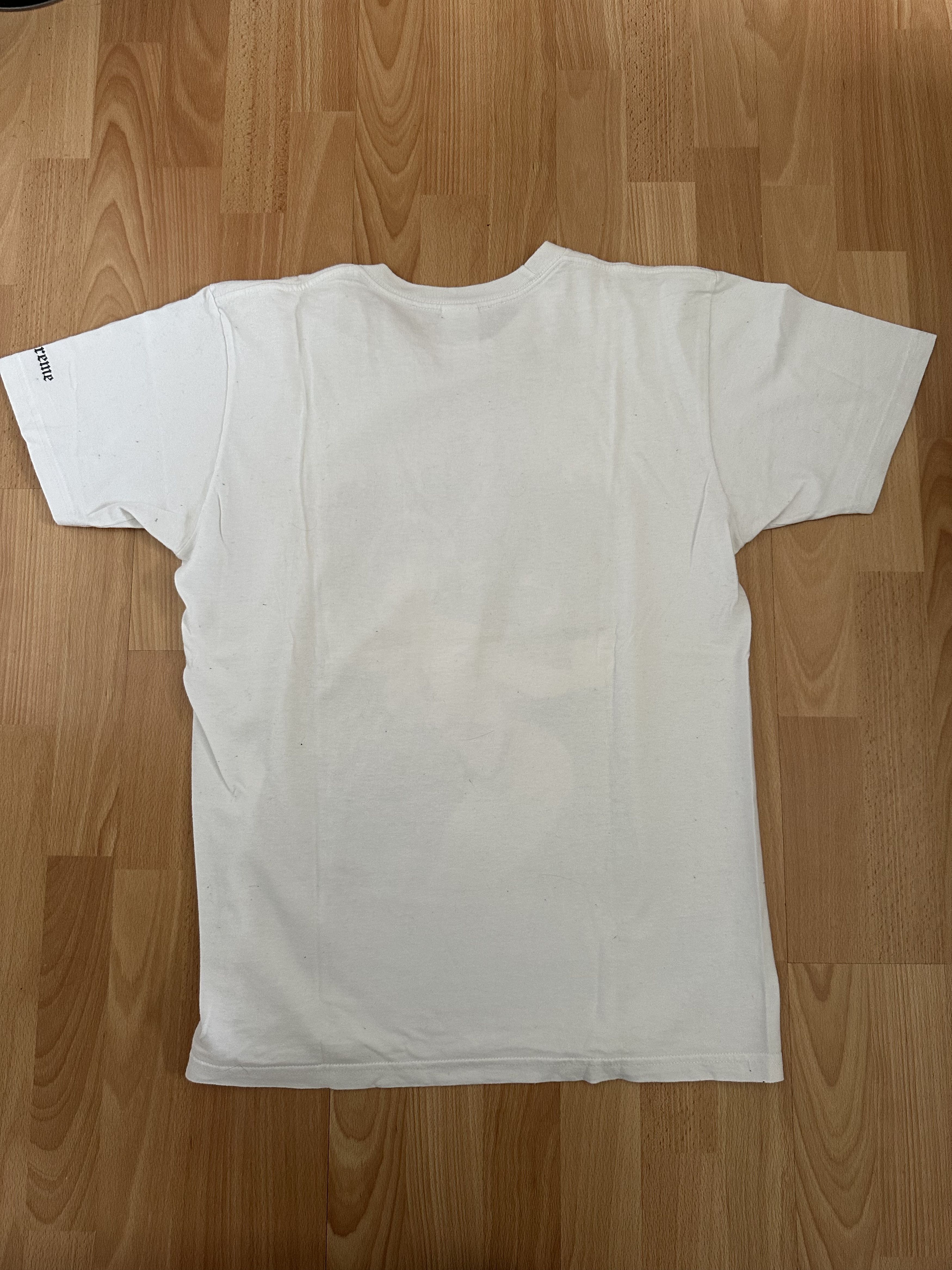 Supreme Supreme X Vampirella Graphic Tee White Size US L / EU 52-54 / 3 - 2 Thumbnail