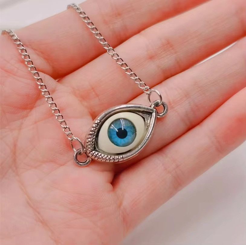 Jewelry Vintage Gothic Devil's Eye Necklace Size ONE SIZE - 3 Thumbnail