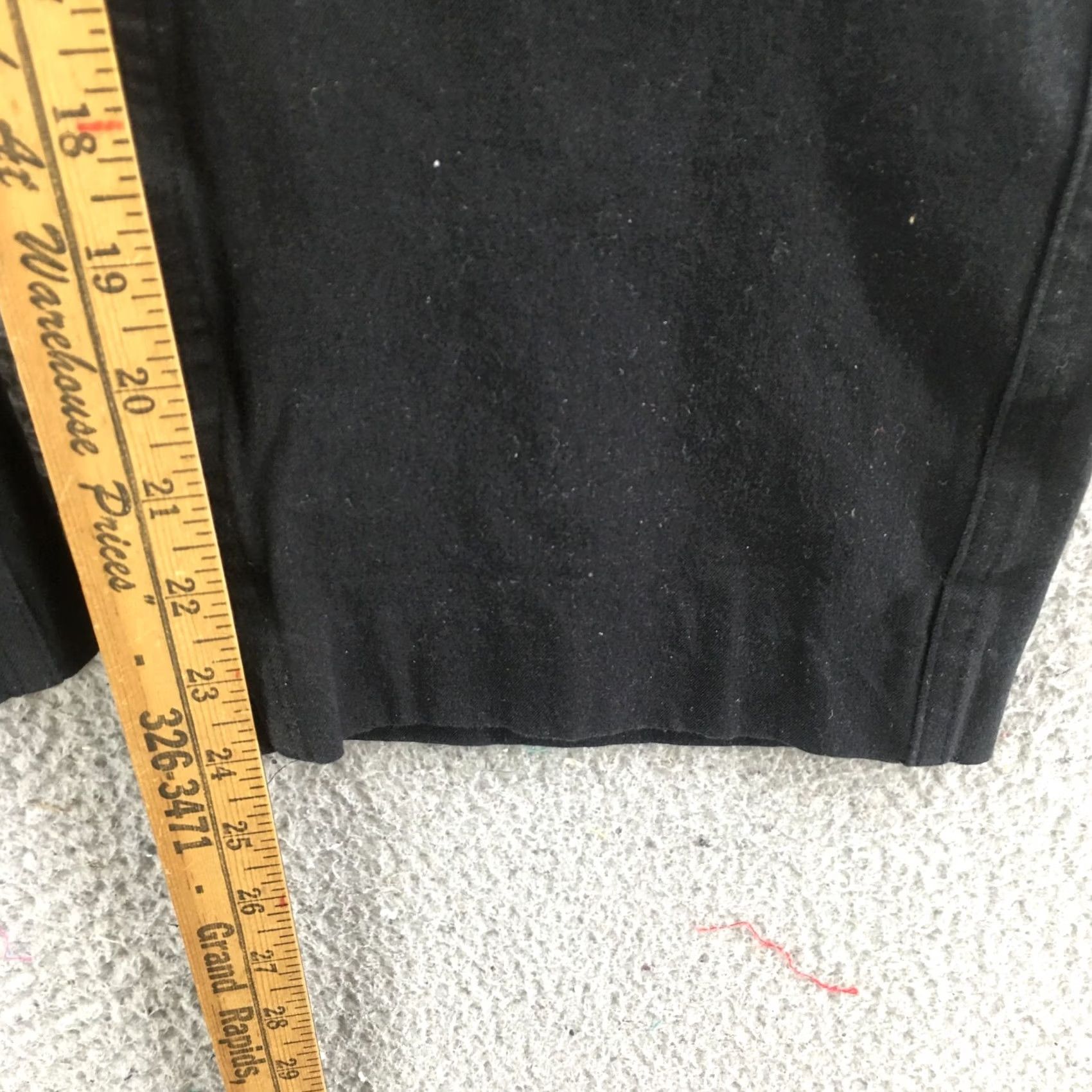 Banana Republic Banana Republic Cropped Jeans Womens 10 Black Zip Fly Mid Rise Slash Pockets Jeans Size 32" / US 10 / IT 46 - 7 Thumbnail